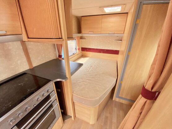 Sprite Firebrand 2006 Lightweight Fixed Bed Caravan