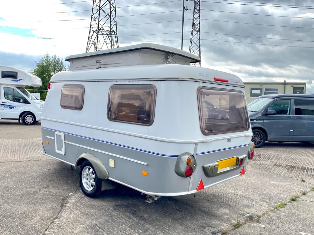 
								Eriba Triton 430GT 3 Berth Pop-Top Caravan full									