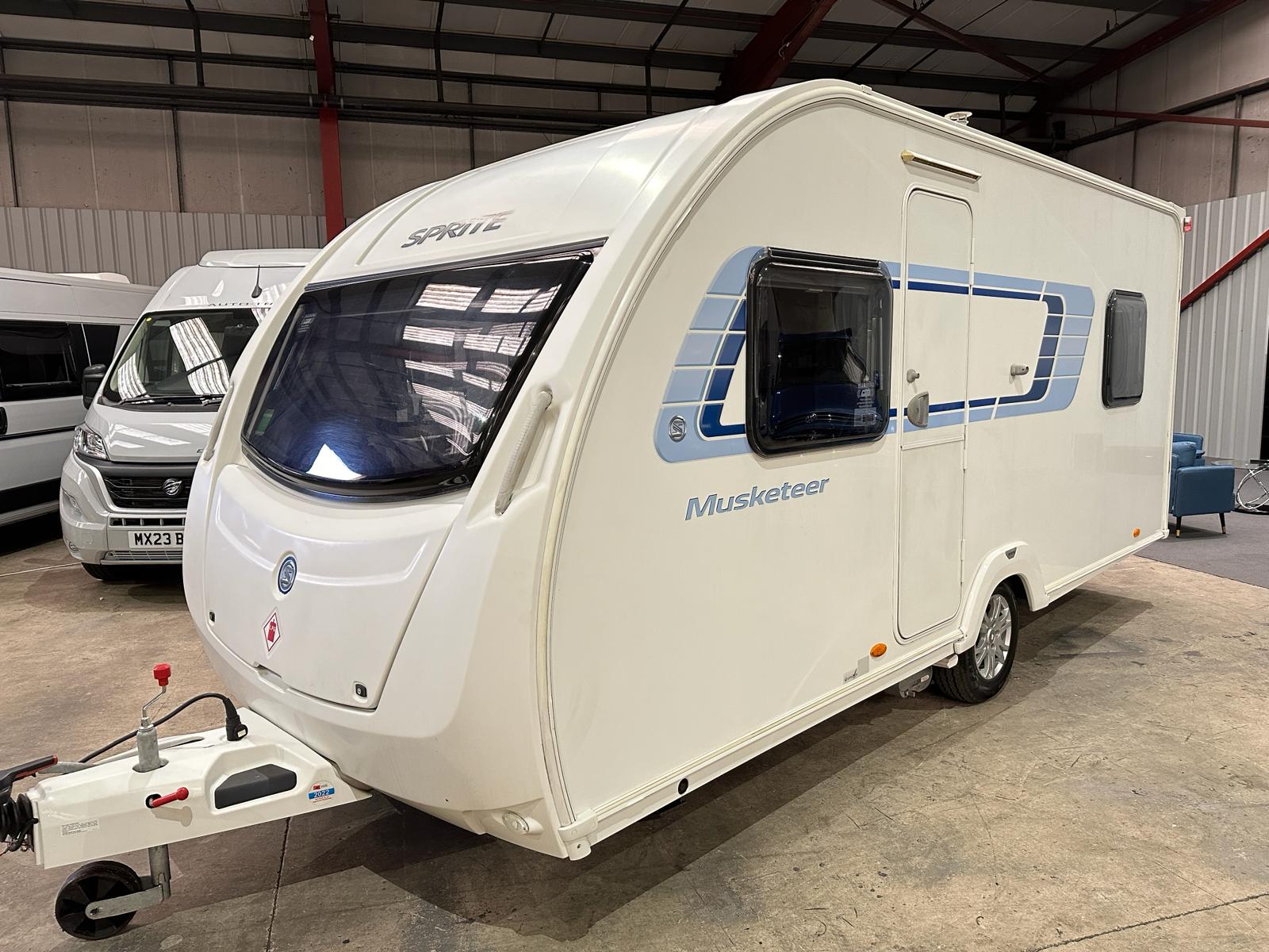 
								Sprite Musketeer TD Lightweight 5 Berth Caravan full									