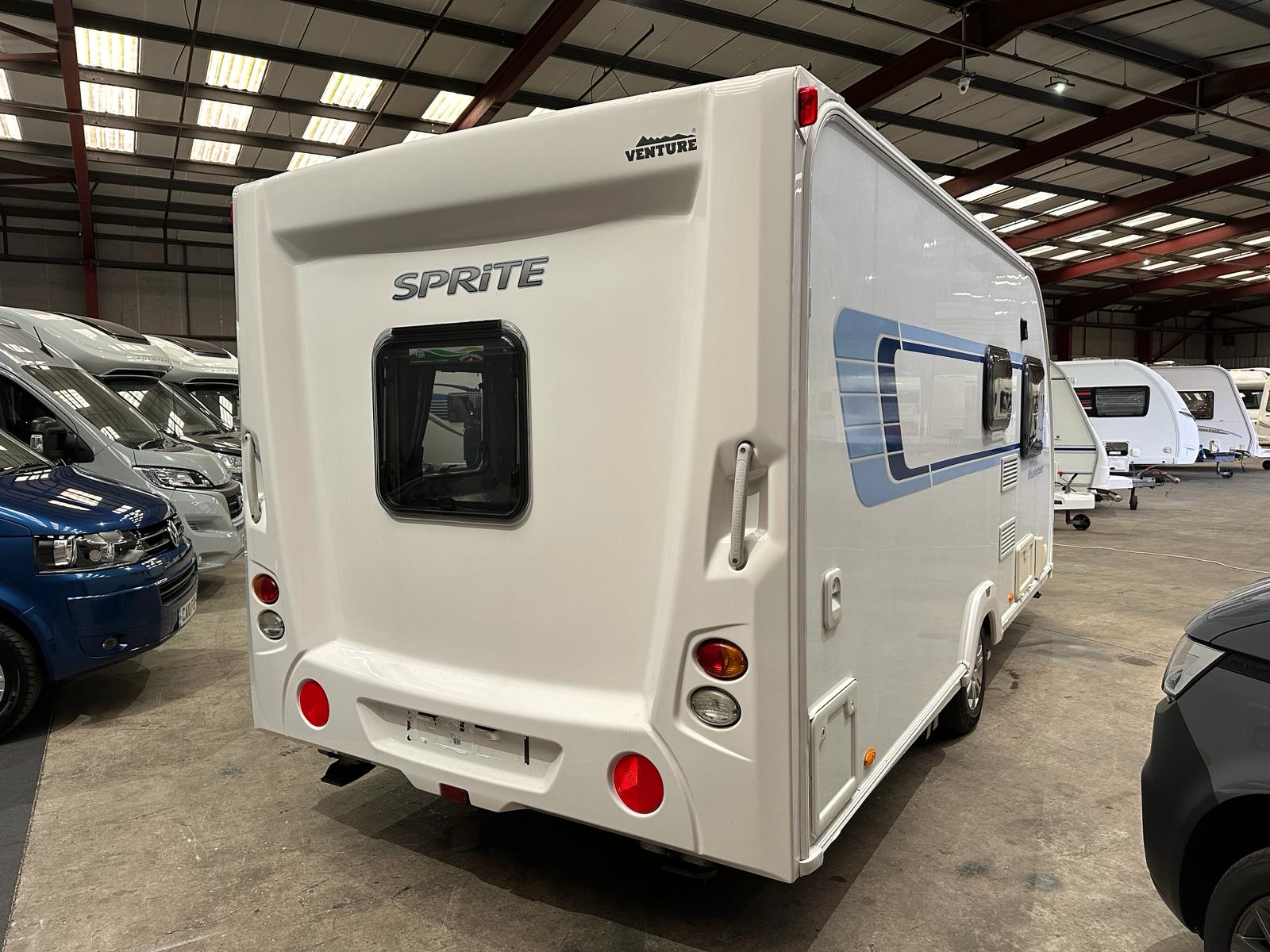 
								Sprite Musketeer TD Lightweight 5 Berth Caravan full									