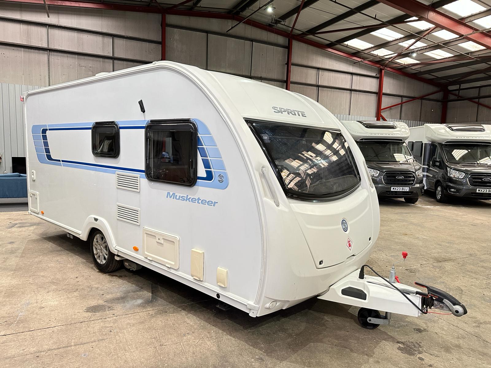 
								Sprite Musketeer TD Lightweight 5 Berth Caravan full									