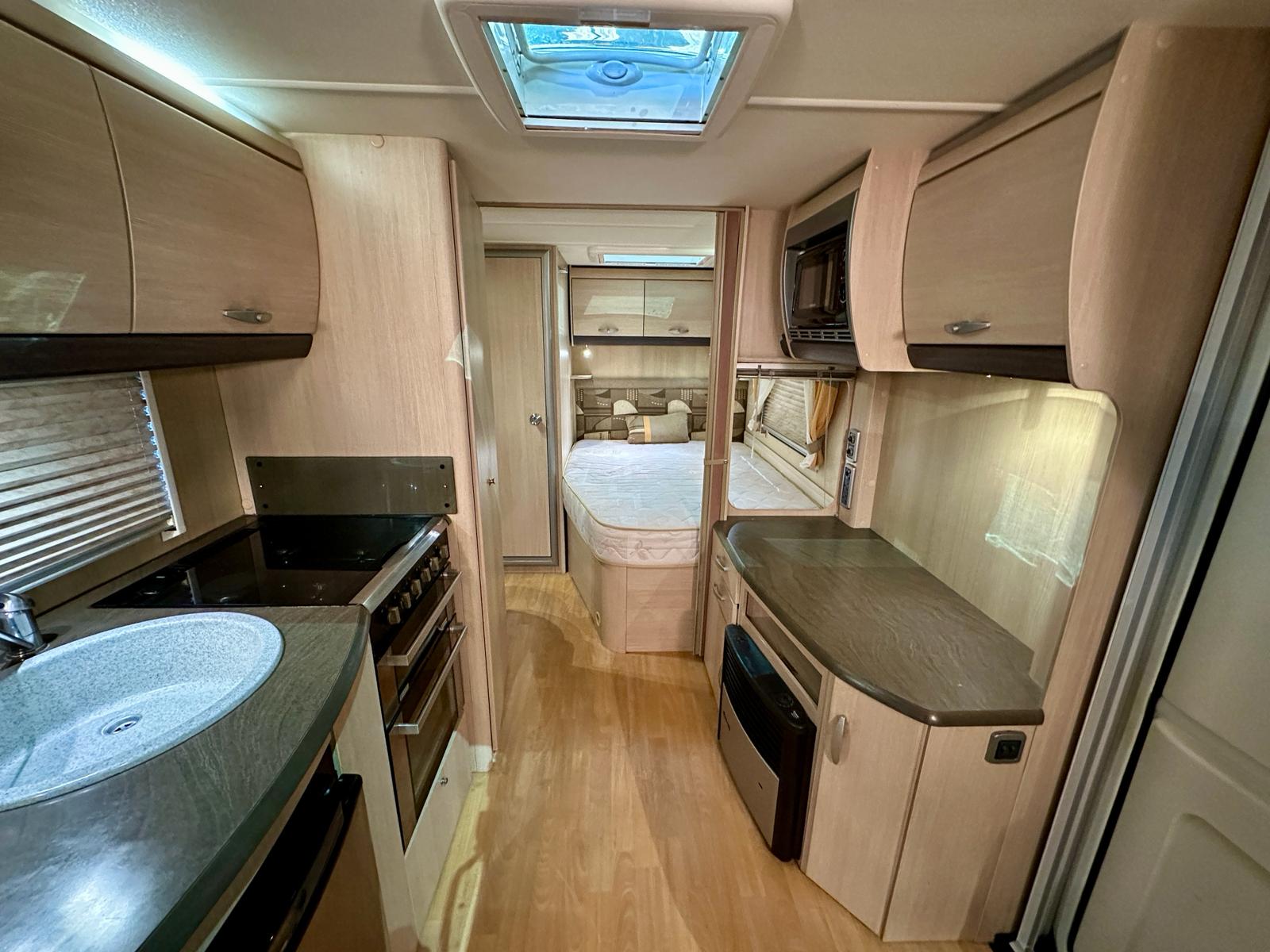 
								Sterling Eccles Jewel 90th Edition – 4 Berth Fixed Bed Caravan full									