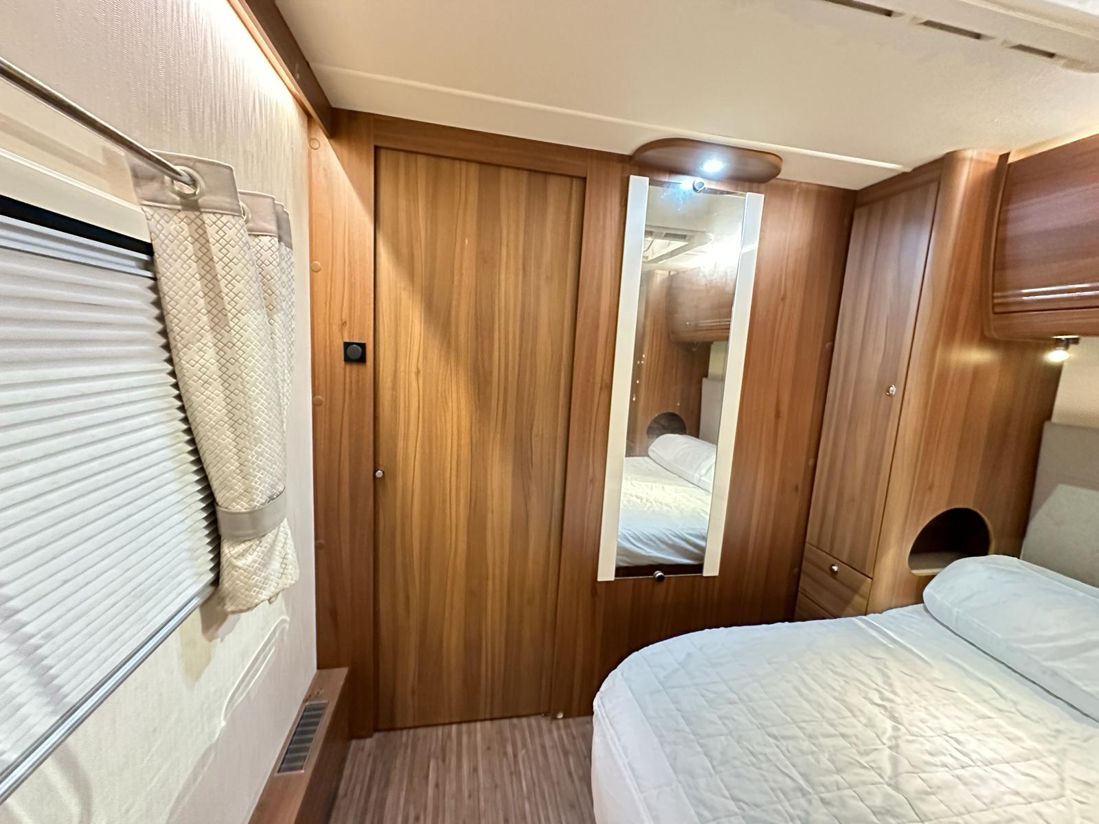 
								Buccaneer Cruiser 4 Berth Twin Axle Fixed Island Bed Caravan full									