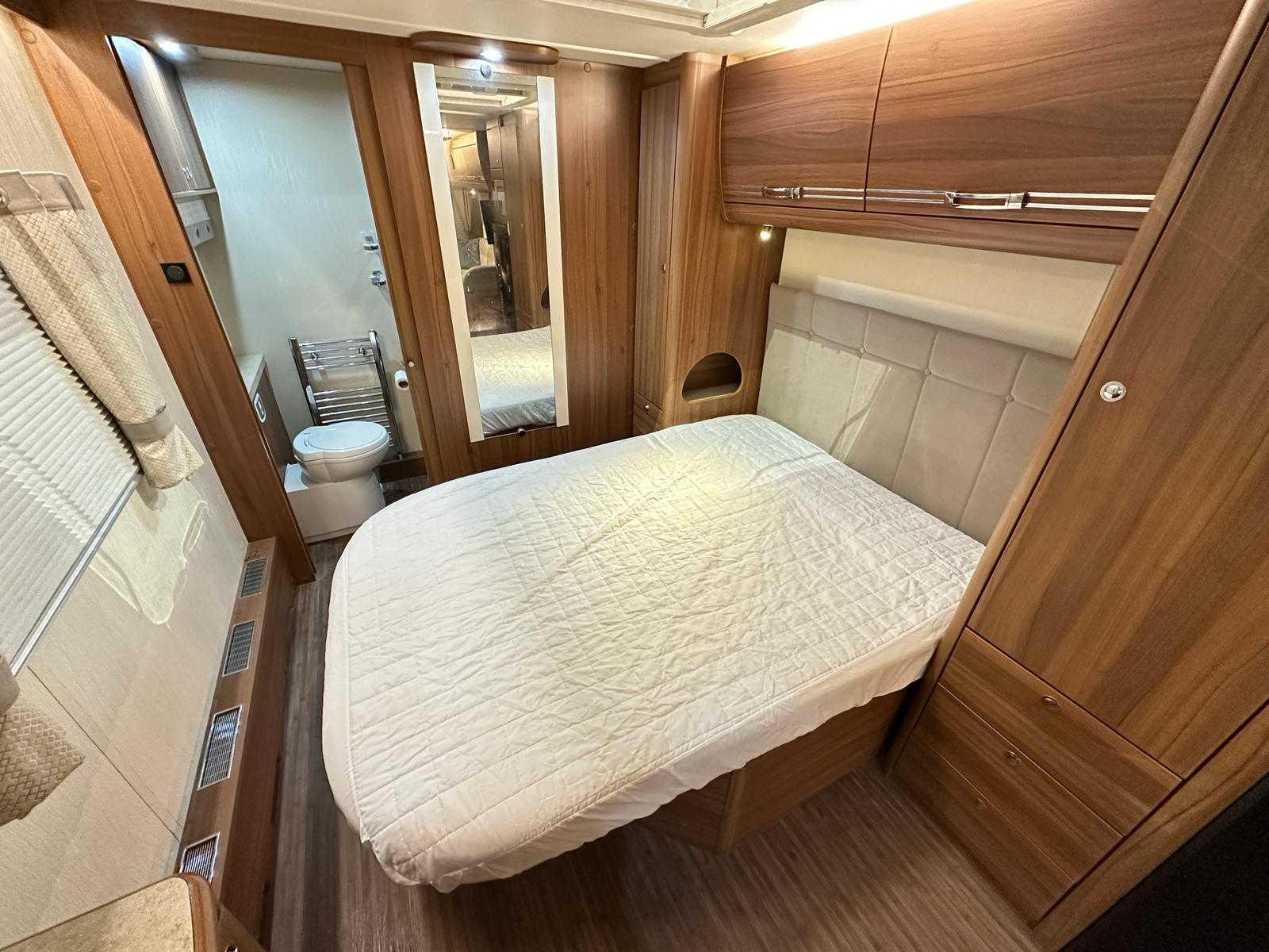 
								Buccaneer Cruiser 4 Berth Twin Axle Fixed Island Bed Caravan full									