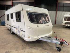 Geist Xklusiv XK565 – 4 Berth Fixed Single Bed Caravan