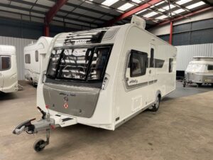 Elddis Affinity 550 – 4 Berth Fixed Island Bed Caravan