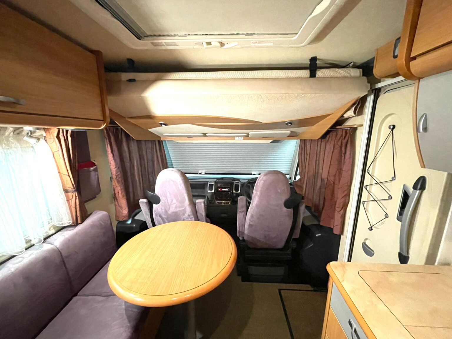 
								Niesmann & Bischoff Arto A-Class Motorhome full									