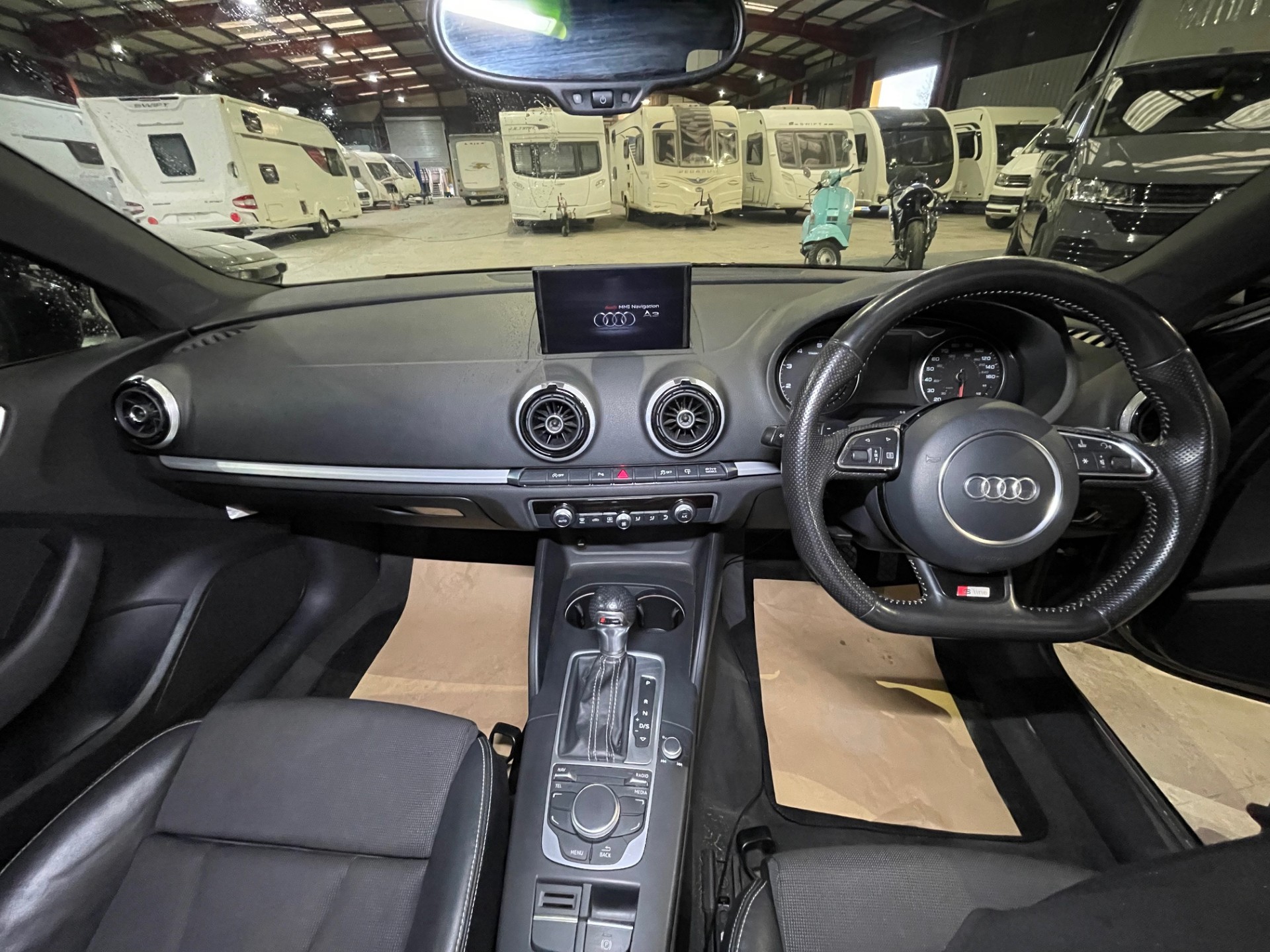 
								AUDI A3 TFSI SPORT 2015 BLACK STYLING PACKAGE FITTED full									