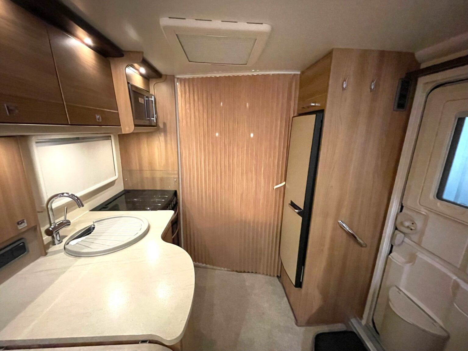 
								Bailey Unicorn Valencia 4 Berth Fixed Bed Caravan full									