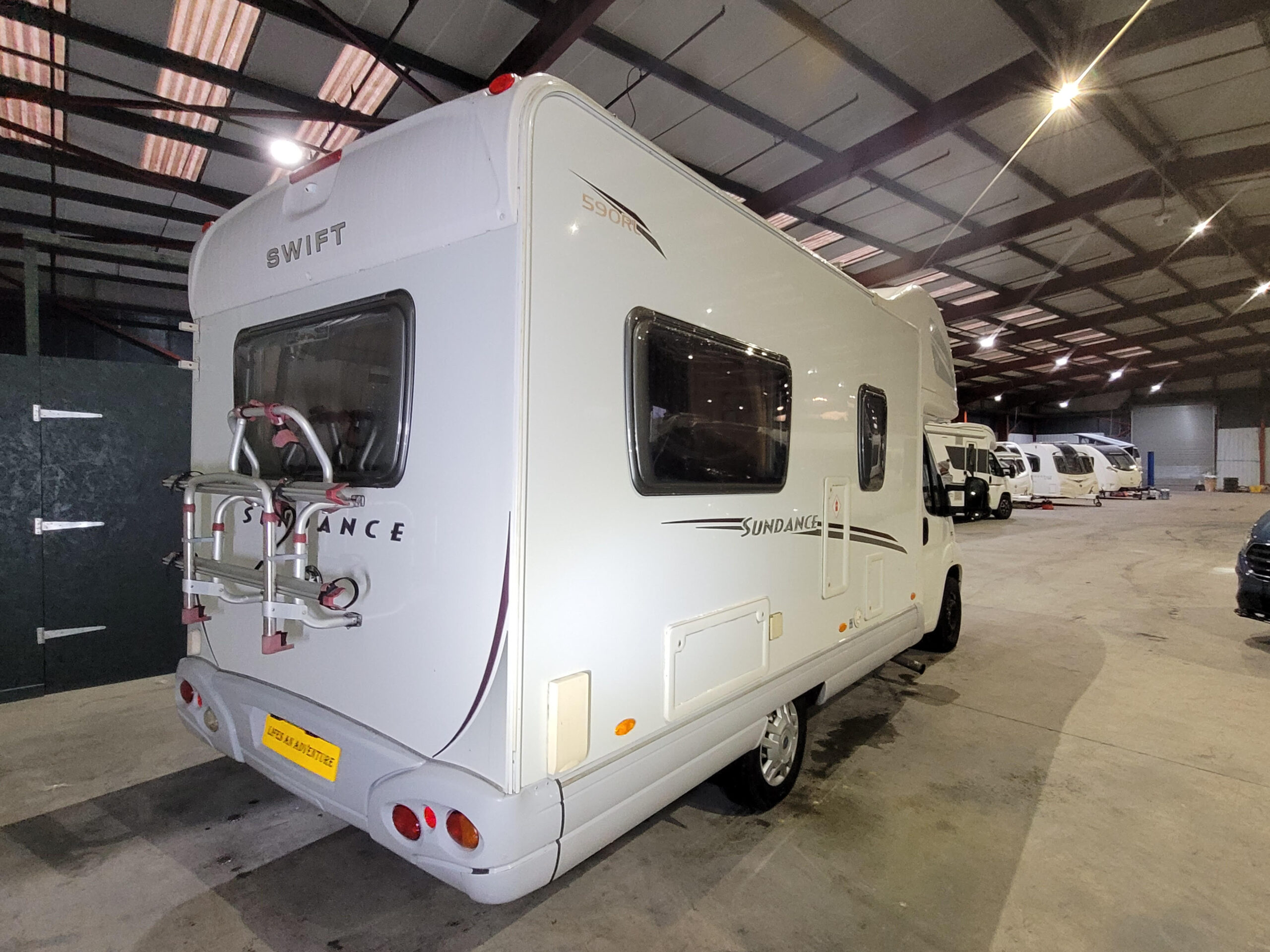 
								Swift Sundance 590RL Motorhome full									