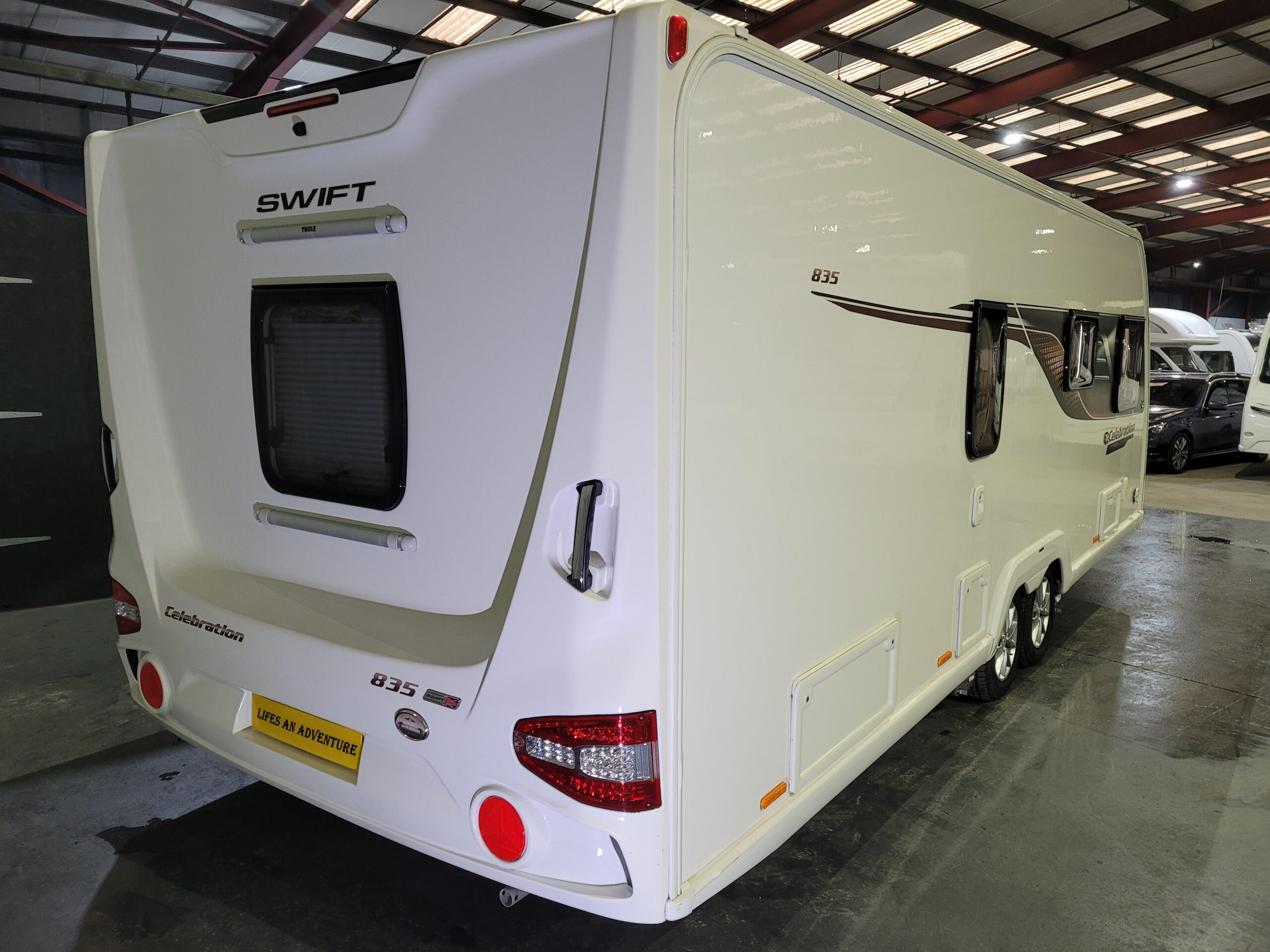 
								Swift Celebration 835 Caravan full									