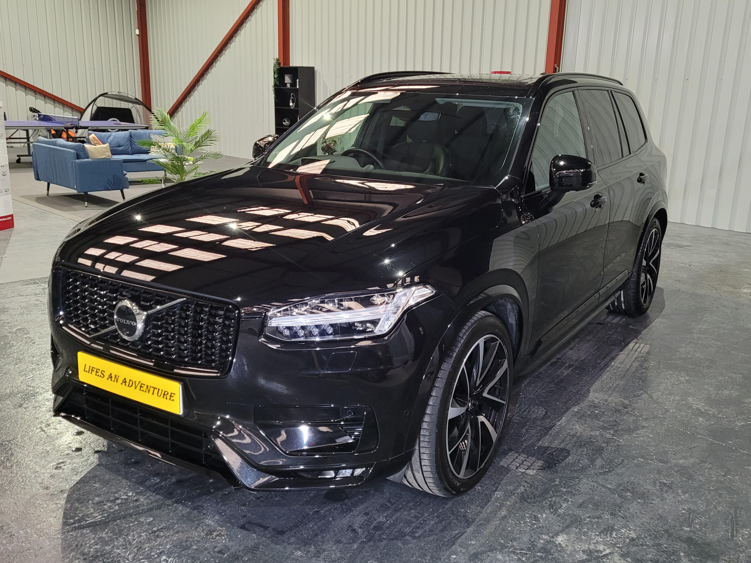 
								VOLVO XC90 ULTIMATE B5 full									