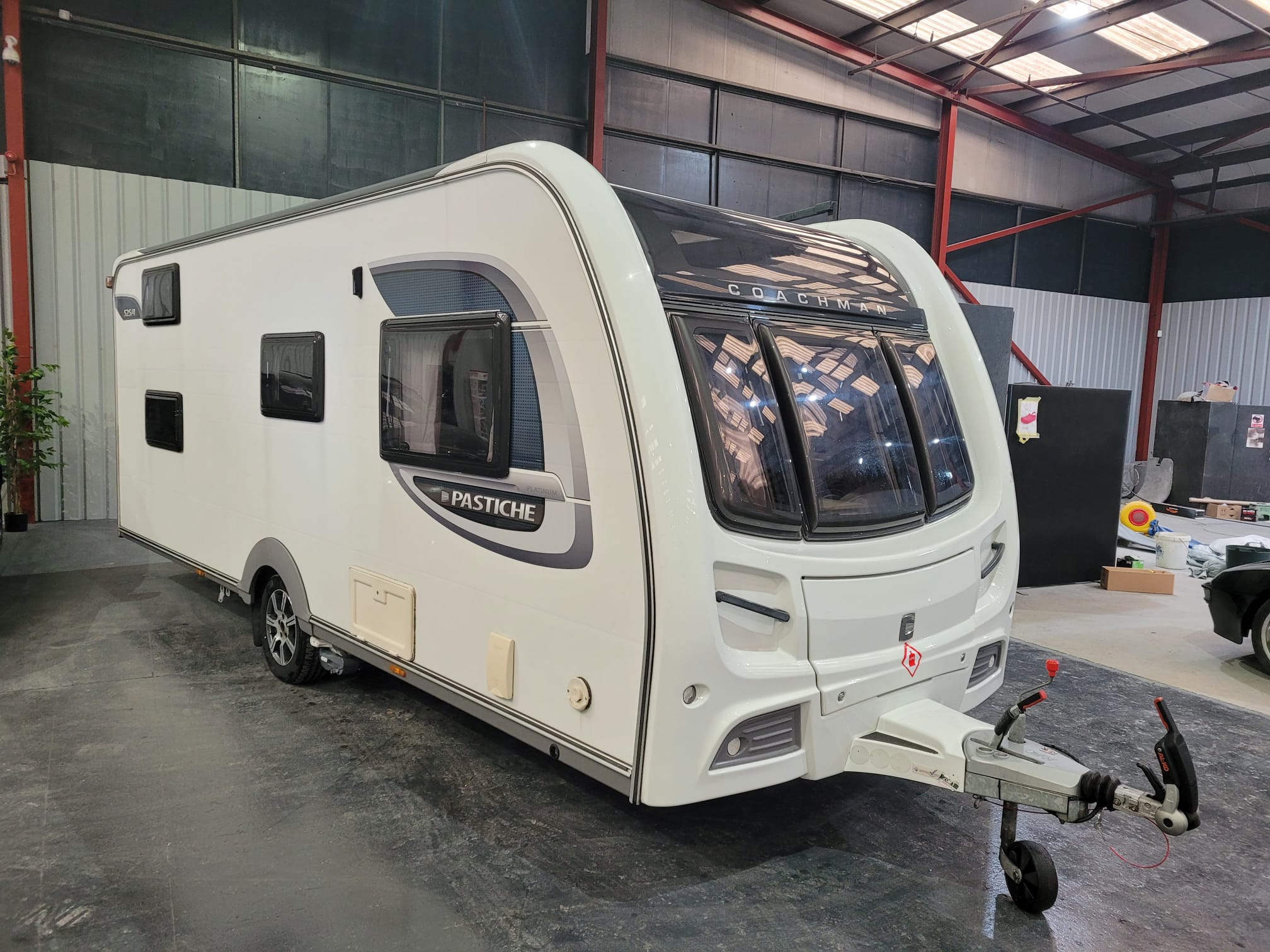 Used Motorhome for Sale Manchester – Coachman Pastiche 575/4