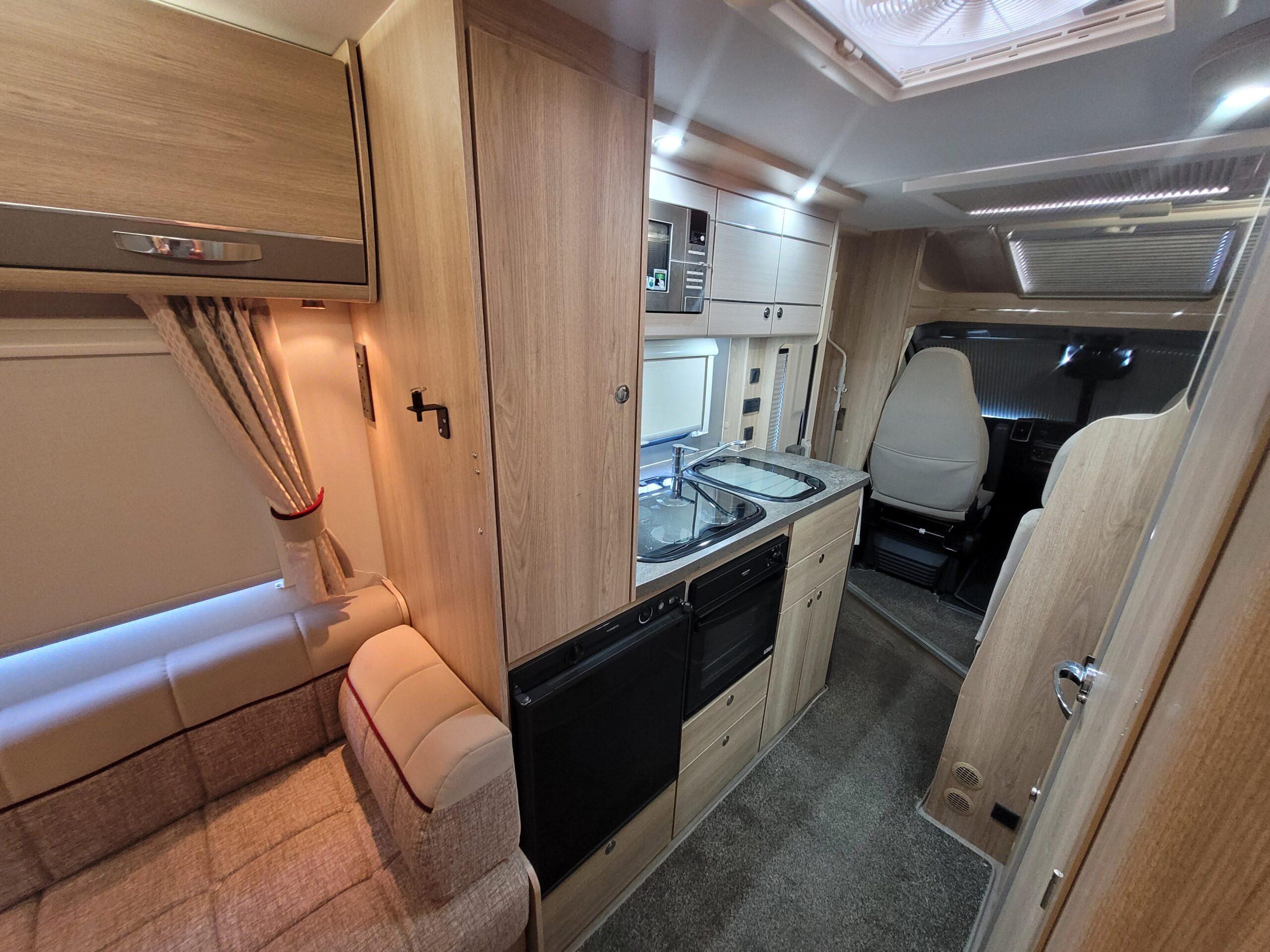 
								Elddis Majestic 135 full									