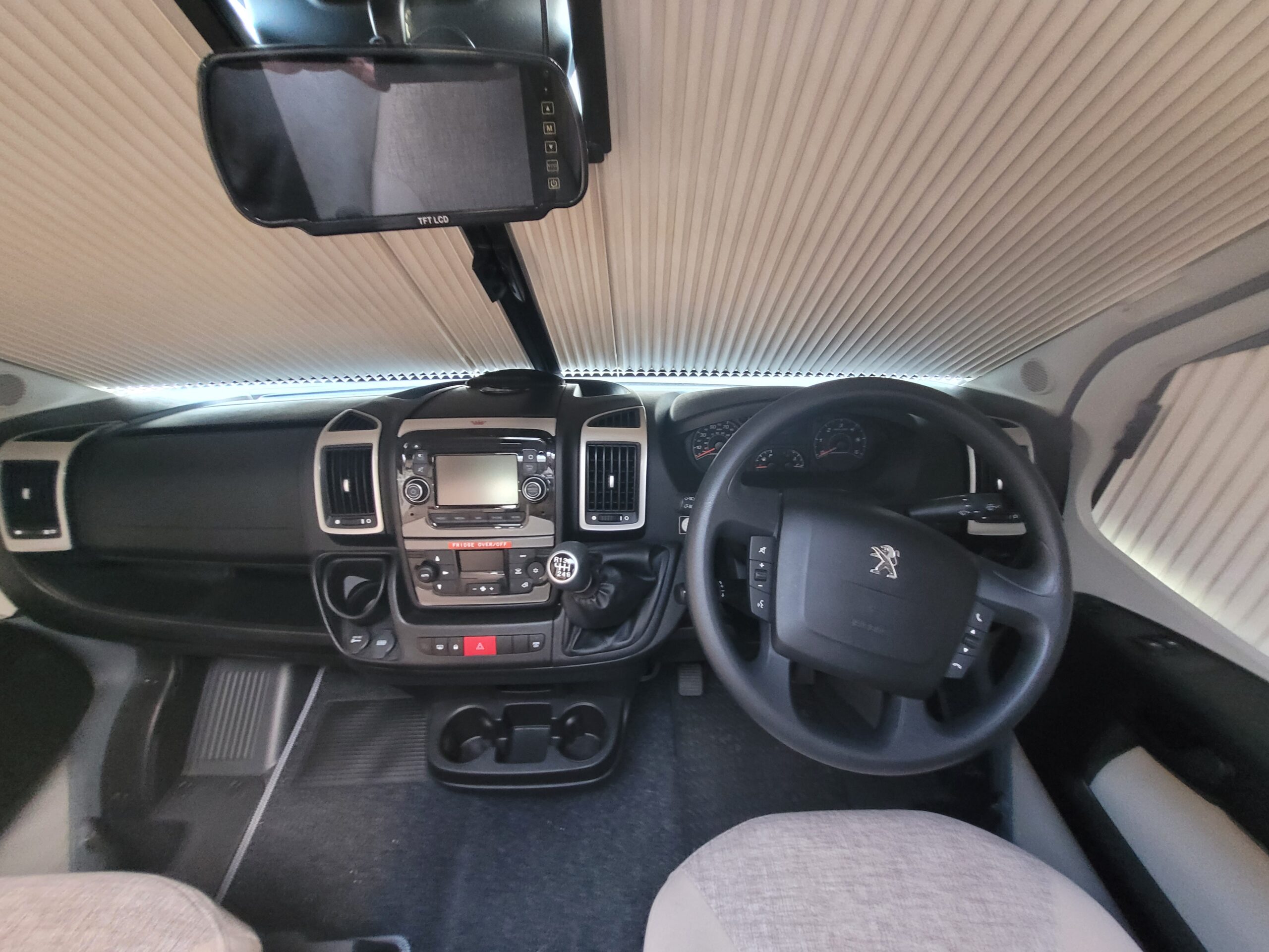 
								Elddis Majestic 135 full									