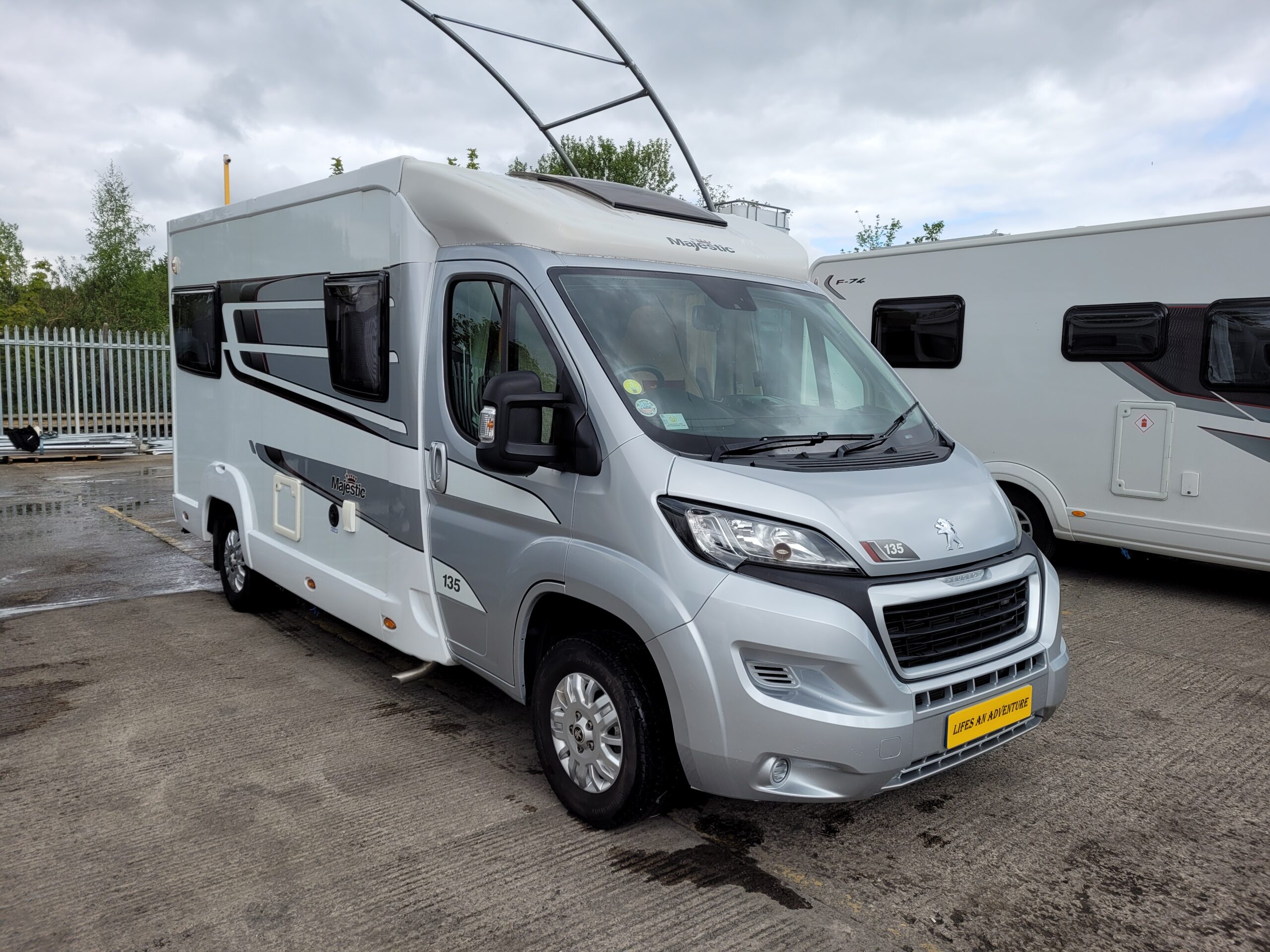 
								Elddis Majestic 135 full									