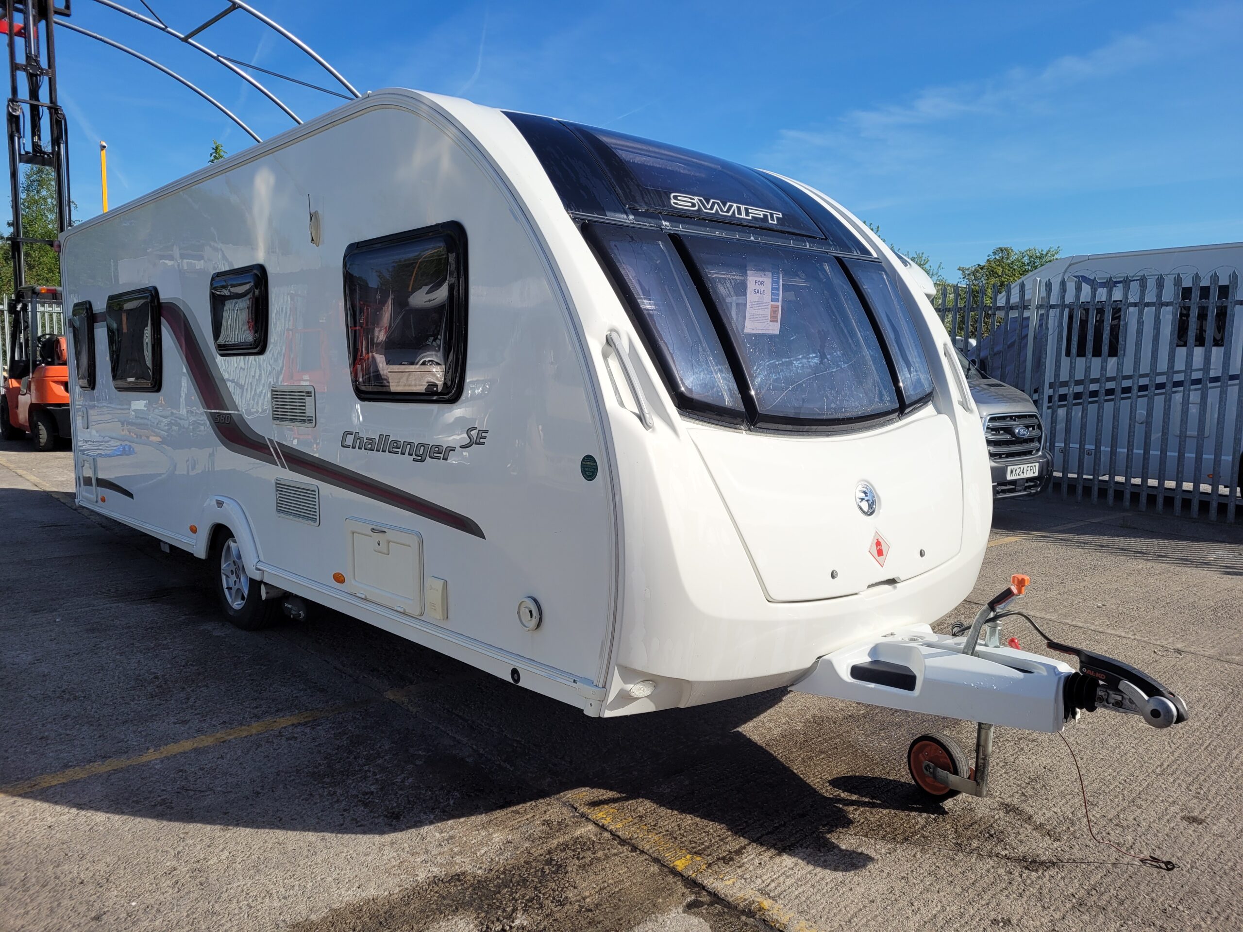 
								Swift Challenger 580 SE full									