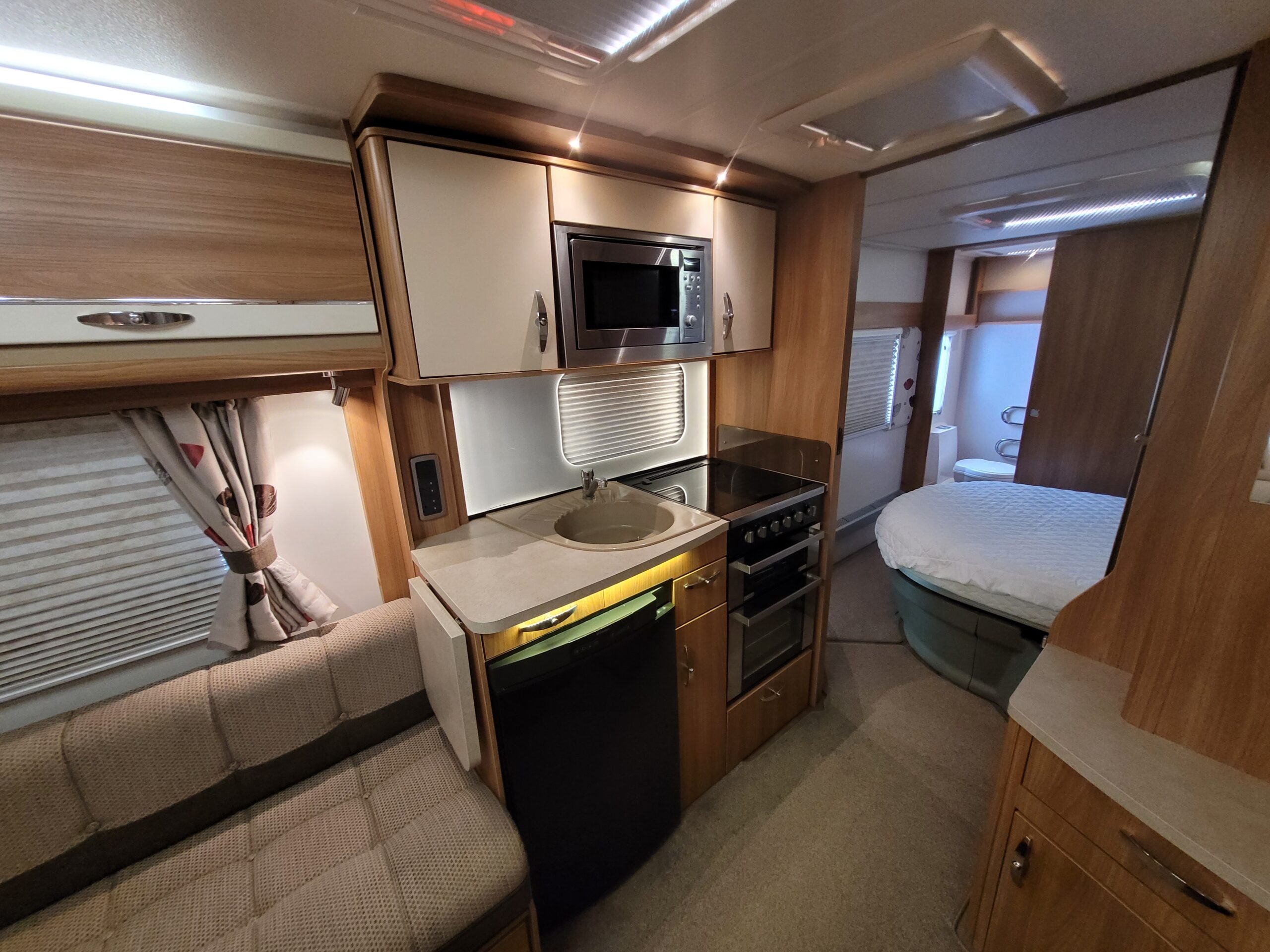 
								Swift Challenger 580 SE full									