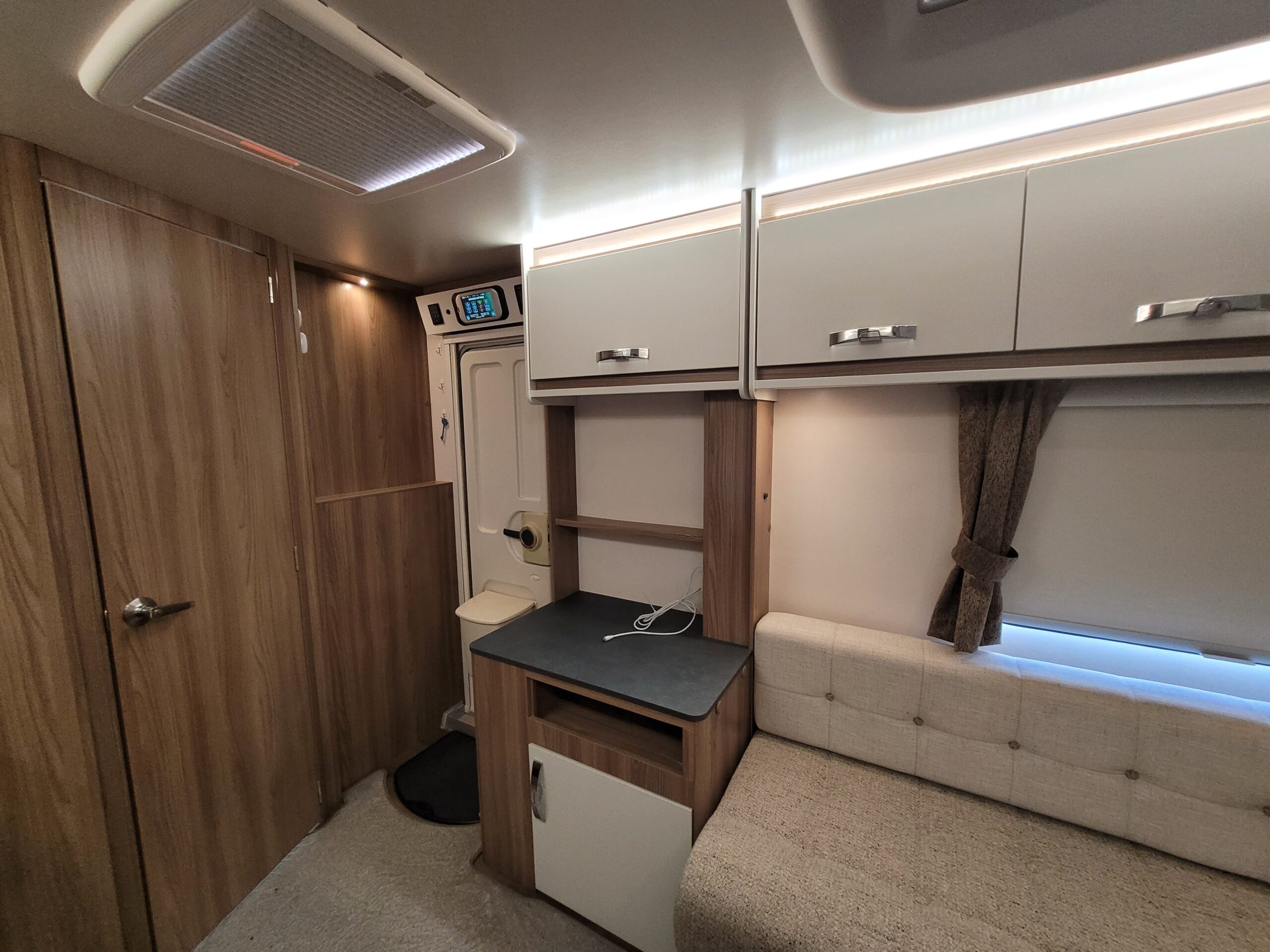 
								Swift Sprite Alpine 2 full									