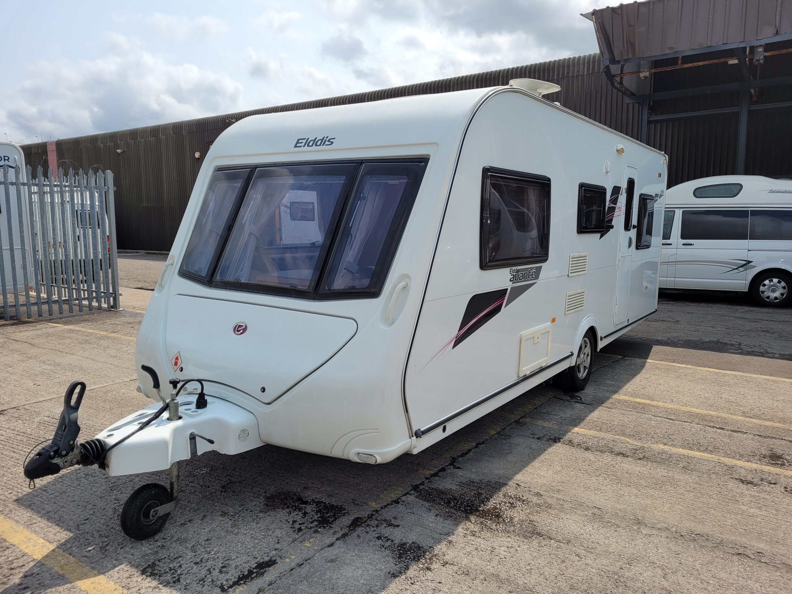 Used Caravan For Sale Manchester-Elddis Avante 515