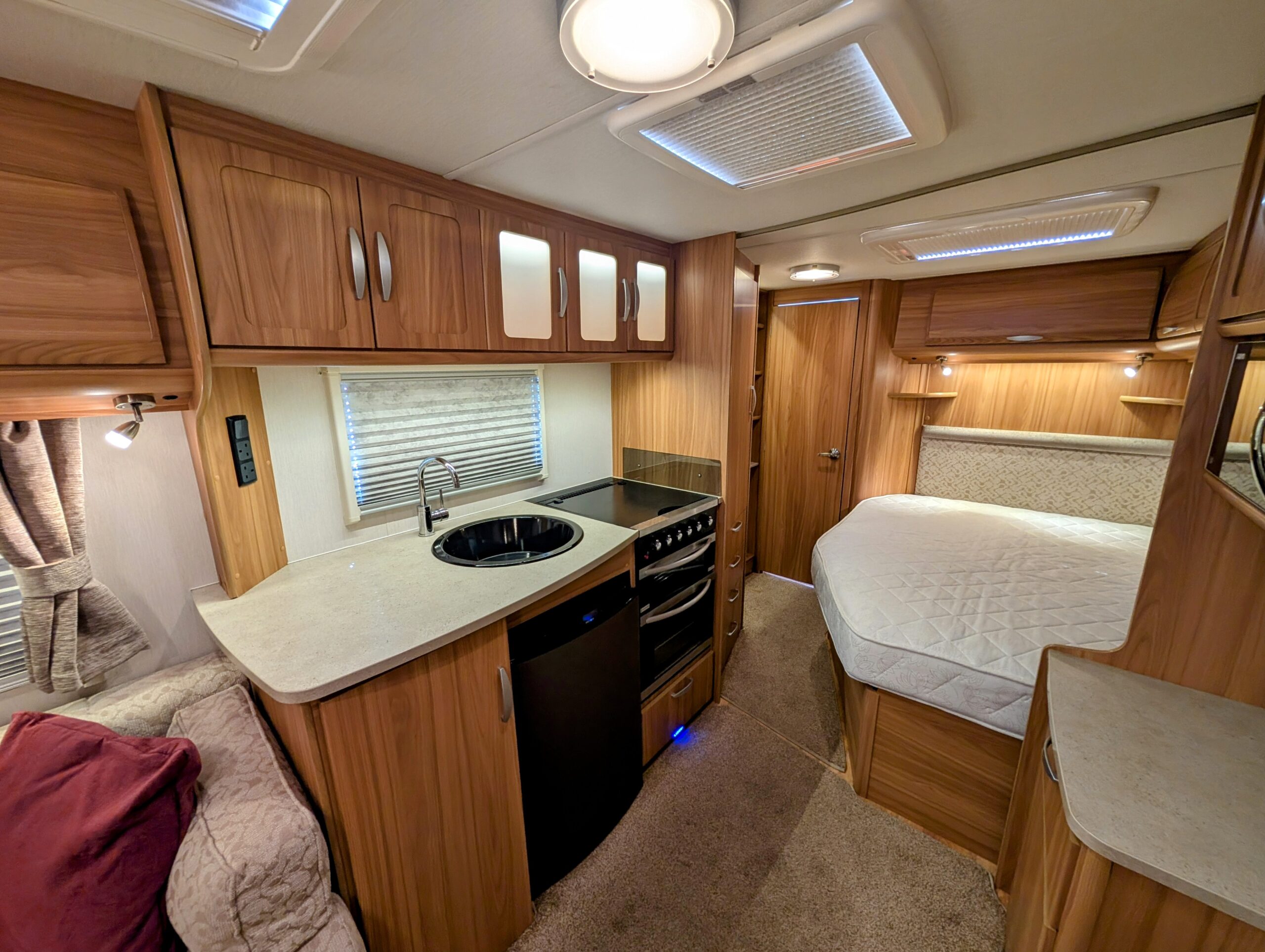 
								Lunar Clubman SE full									