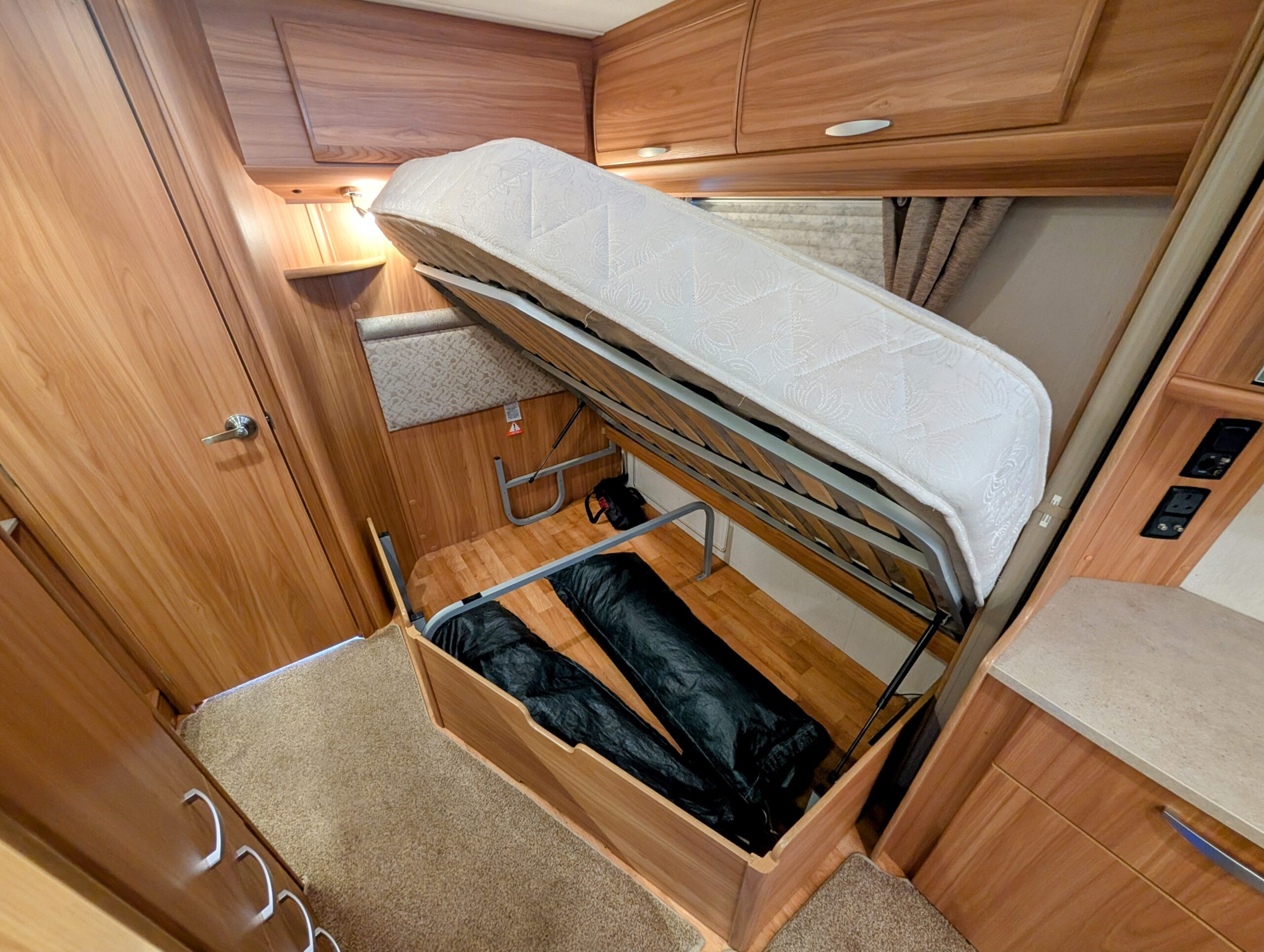
								Lunar Clubman SE full									