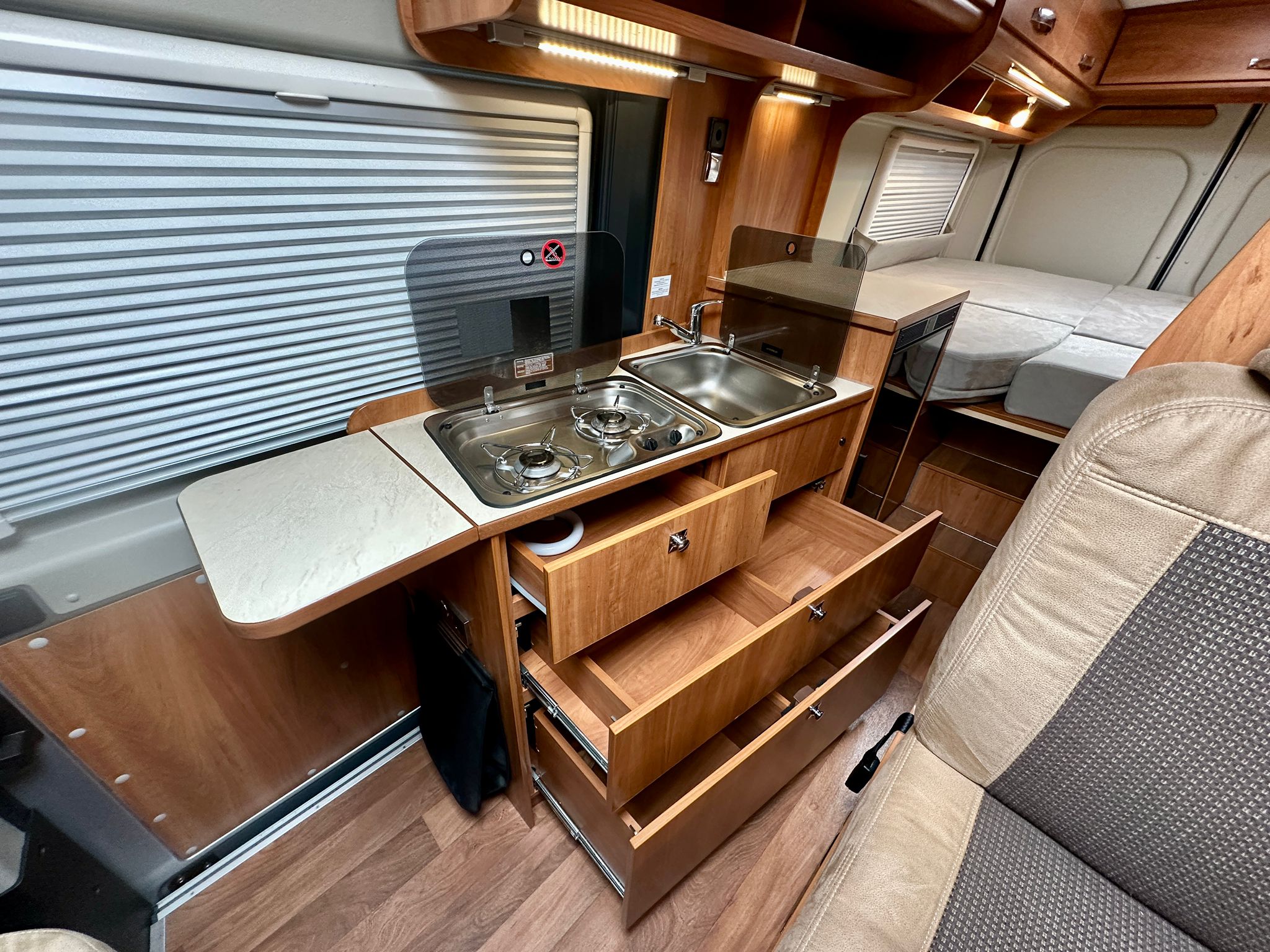 
								Globecar Campscout B Campervan full									