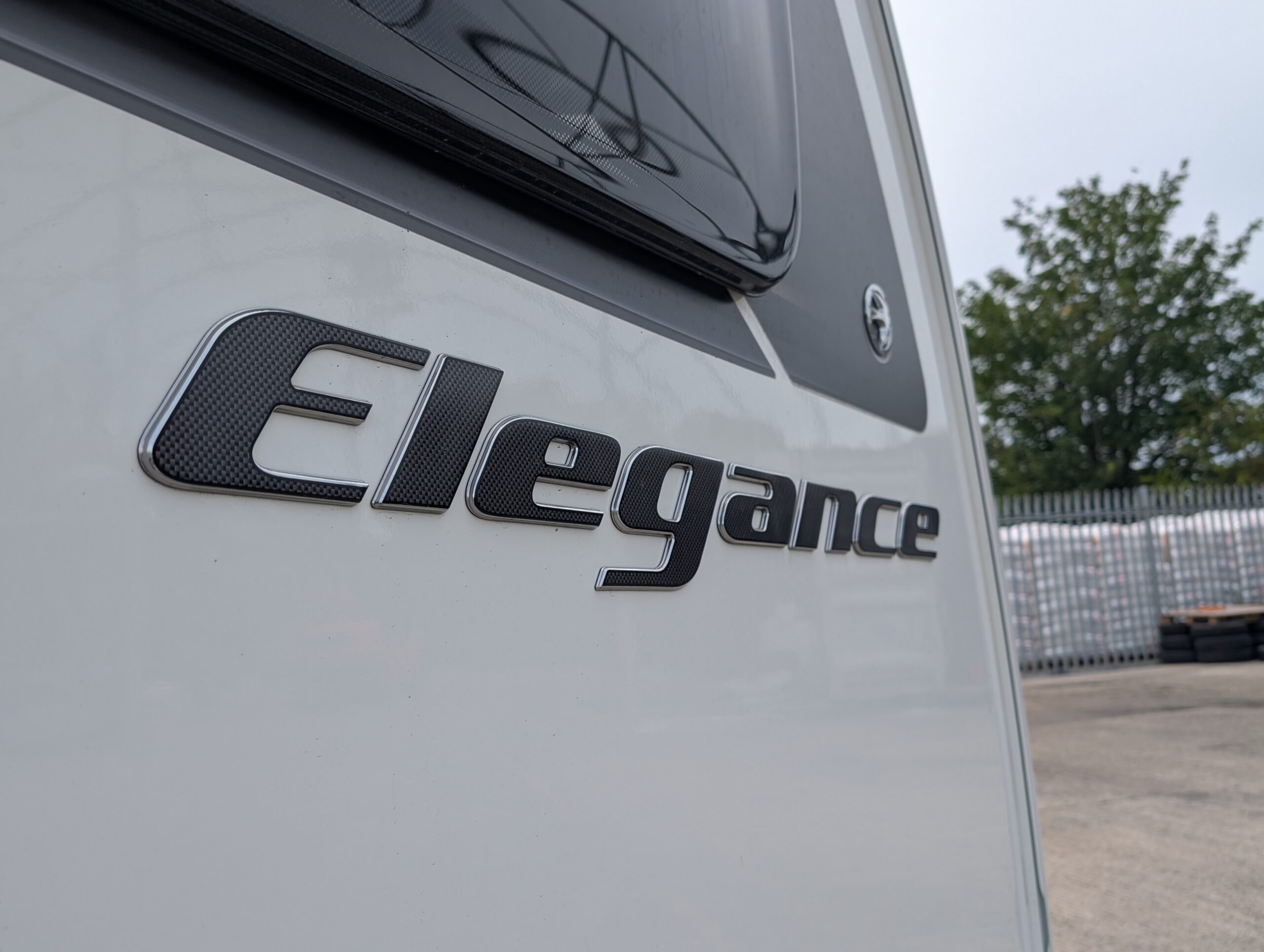 
								Swift Elegance 845 full									