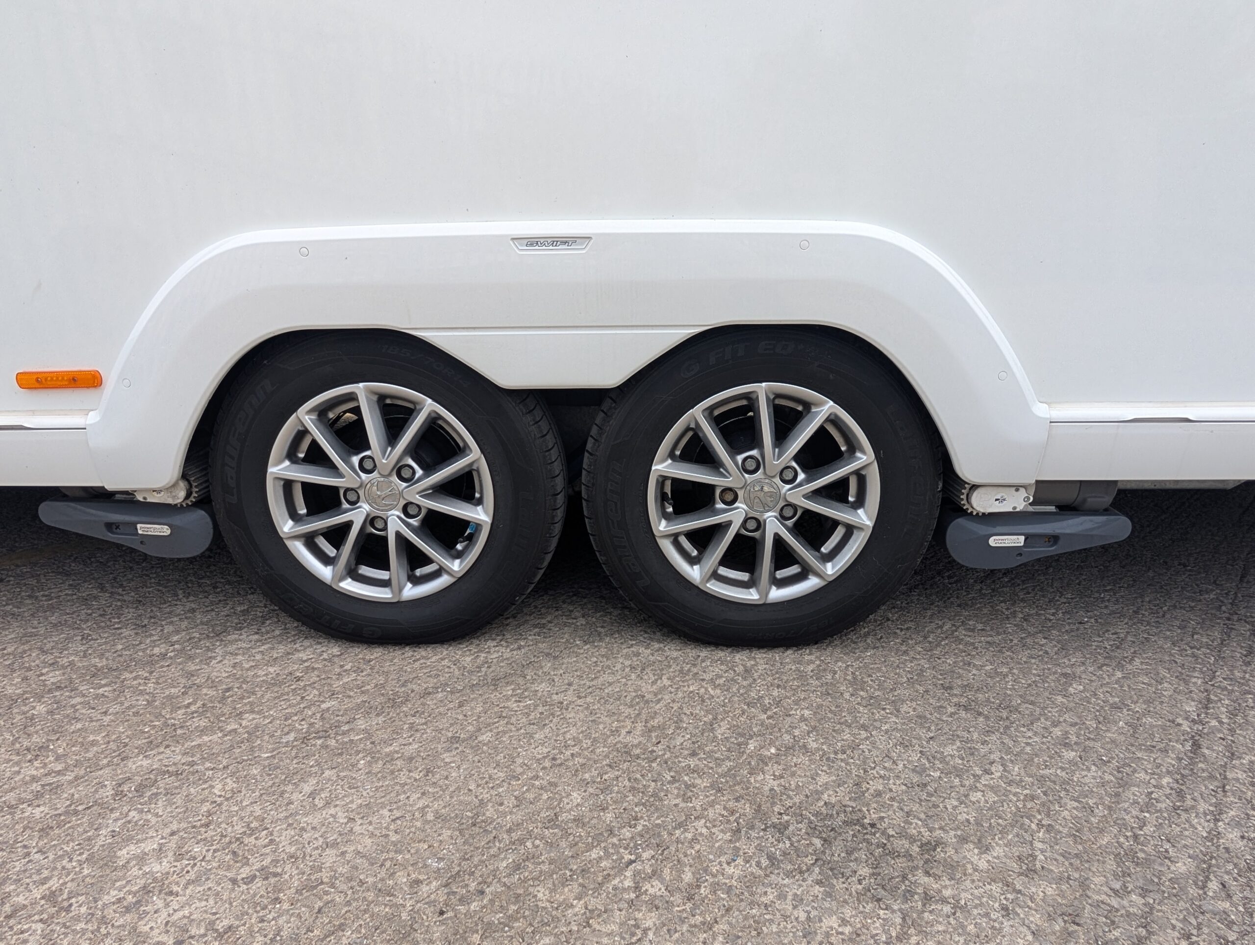 
								Swift Elegance 845 full									