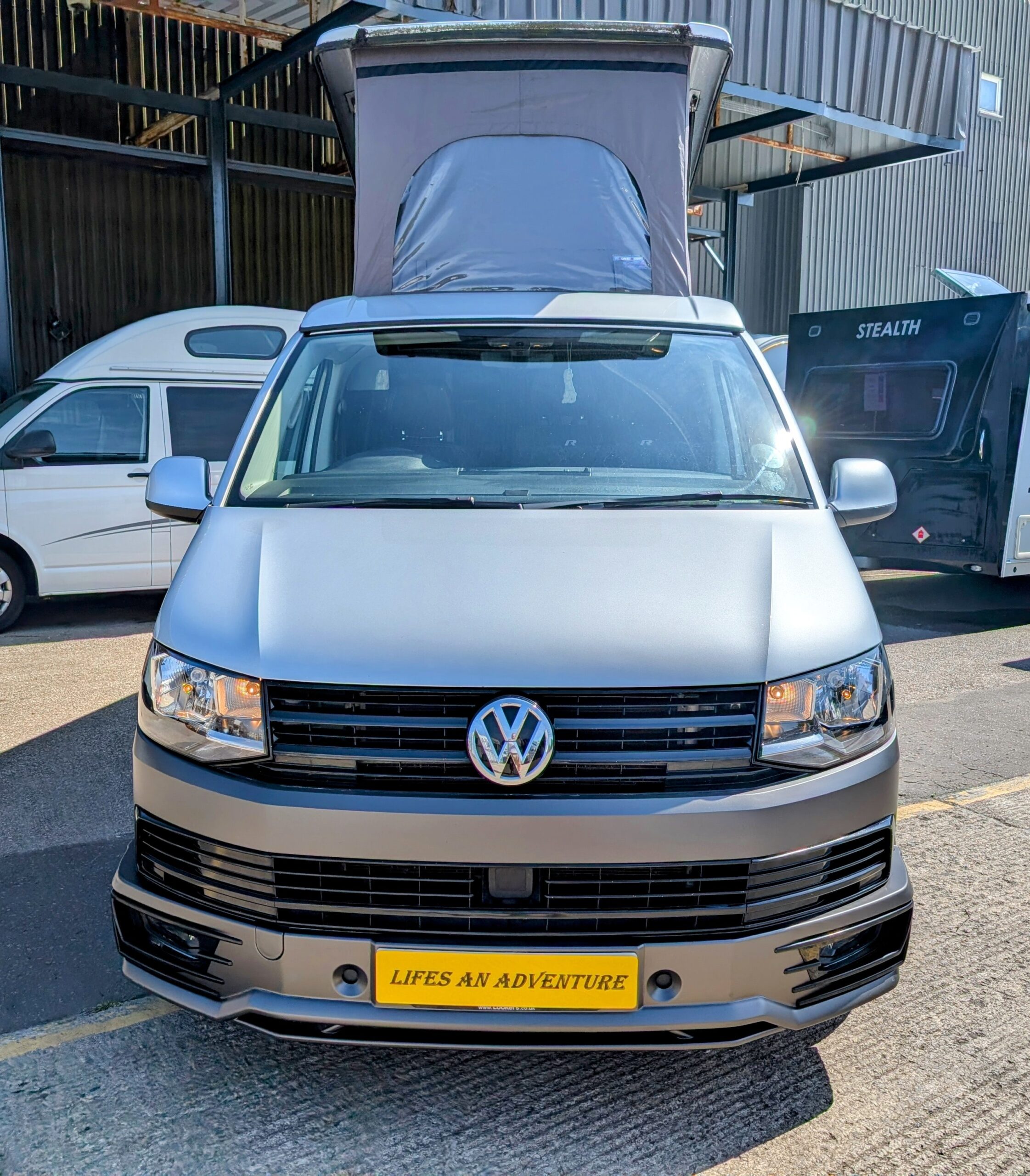
								Volkswagen Transporter full									
