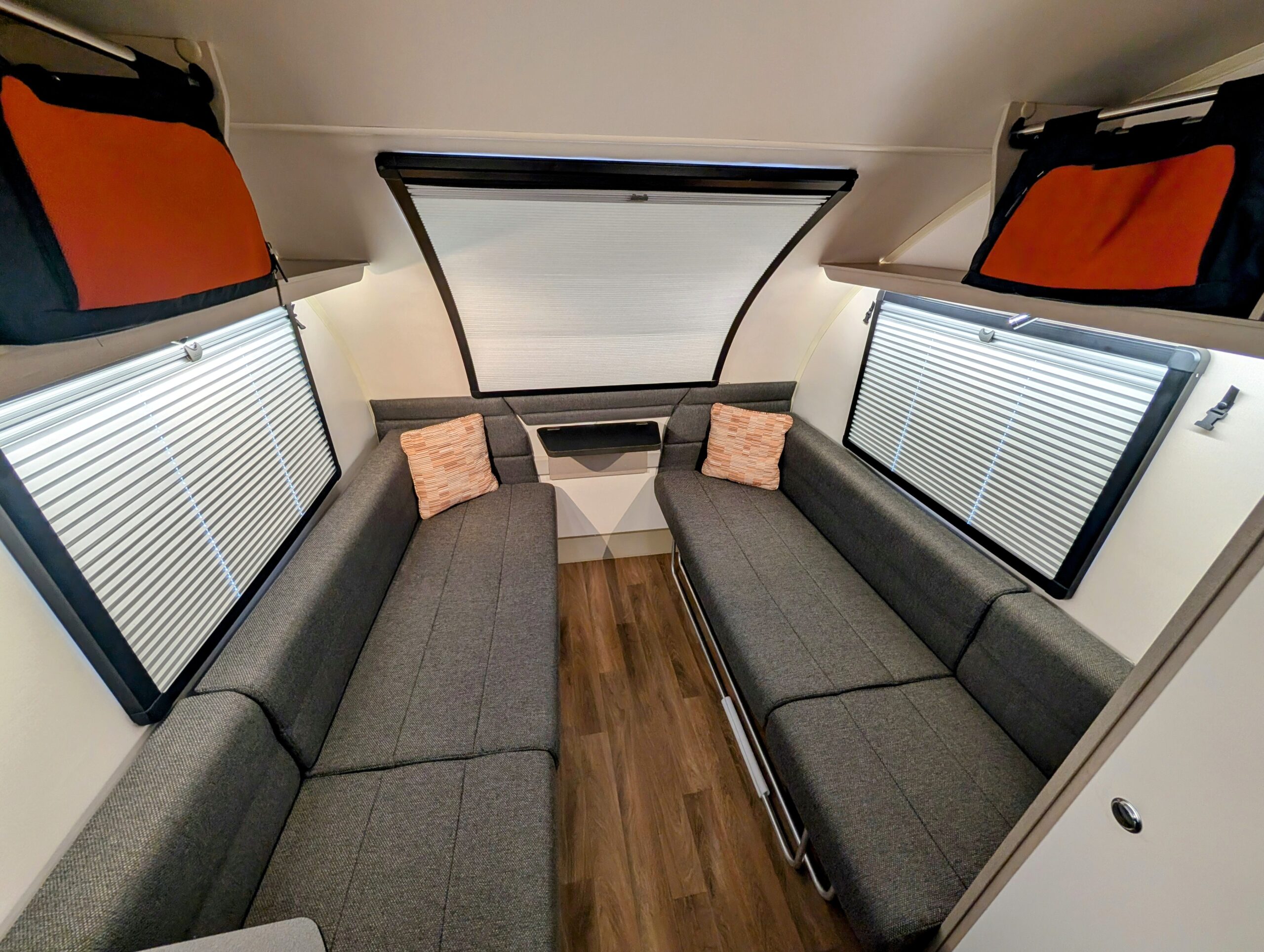 
								Swift BaseCamp Plus full									