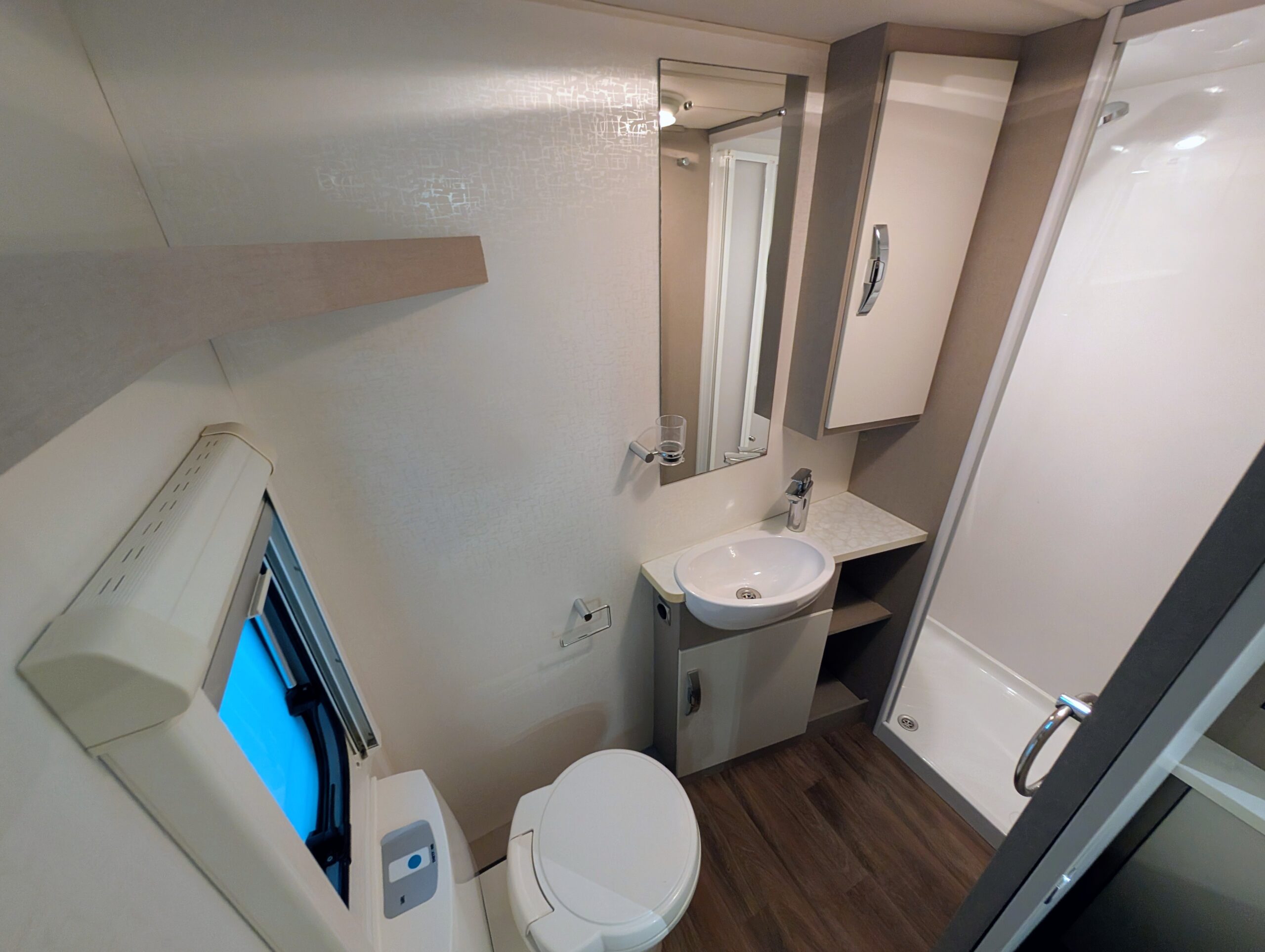 
								Sterling Eccles Sport 584 full									