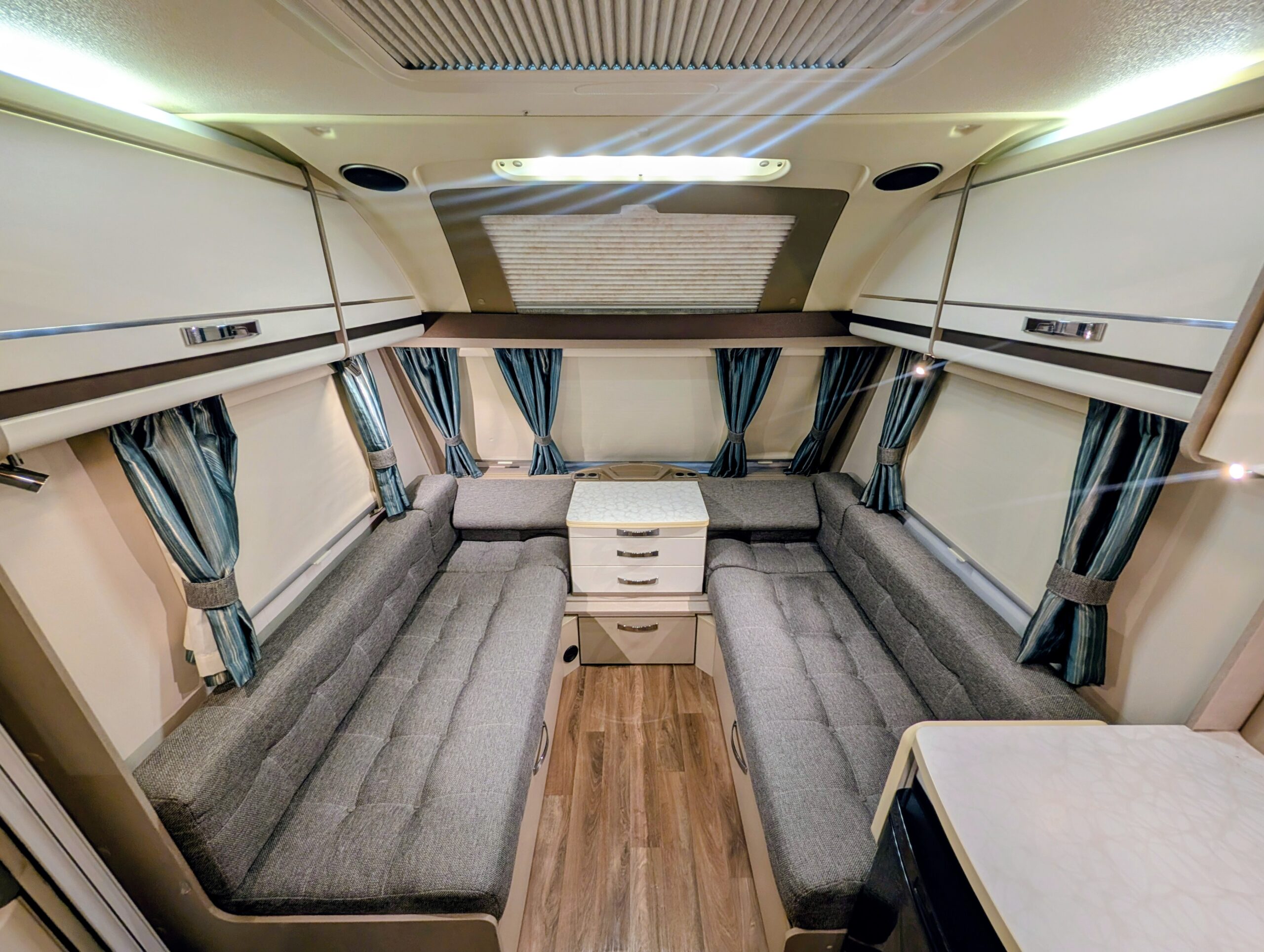 
								Sterling Eccles Sport 584 full									