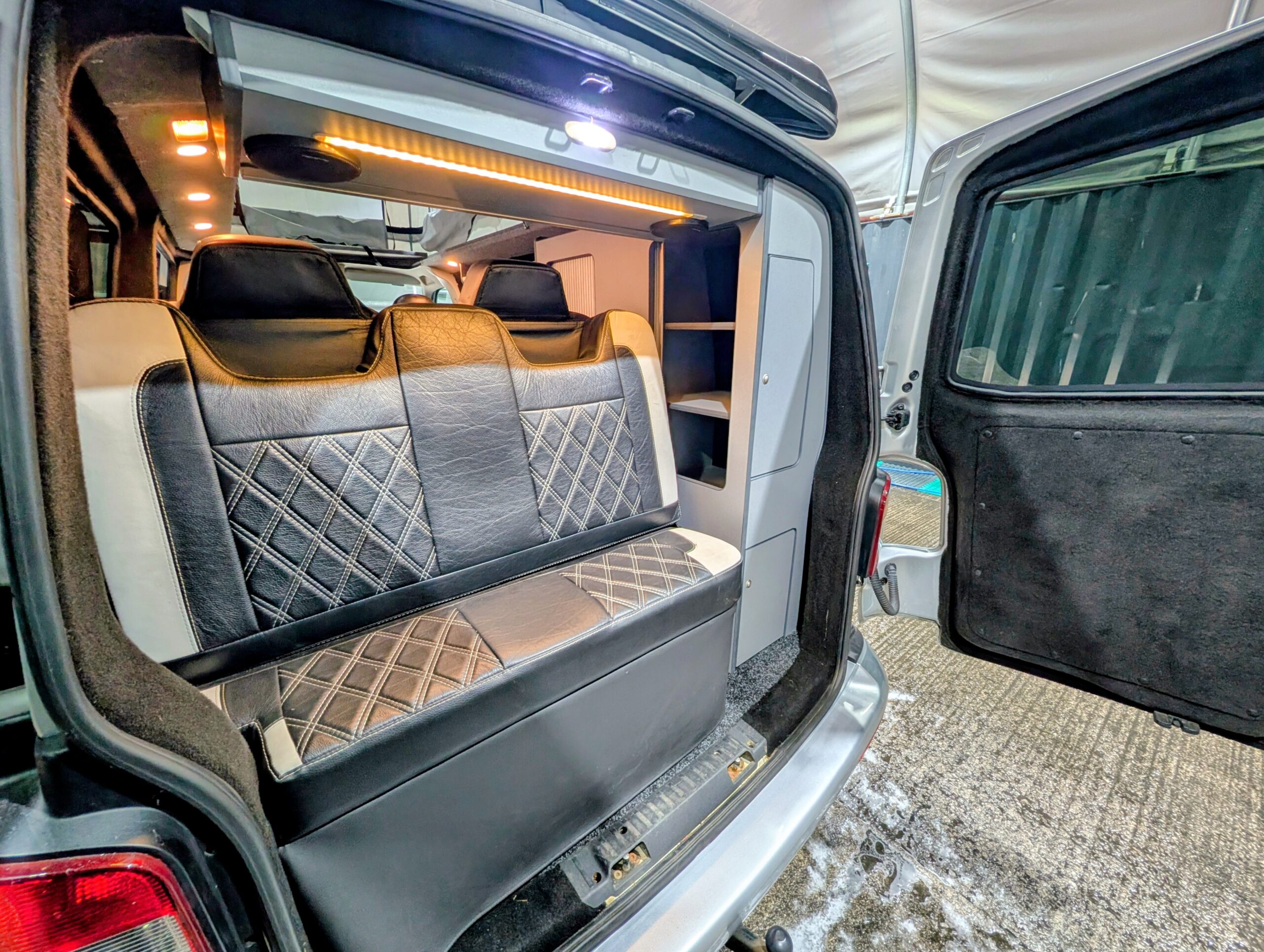 
								Volkswagen Campervan Long Wheel Base Conversion full									