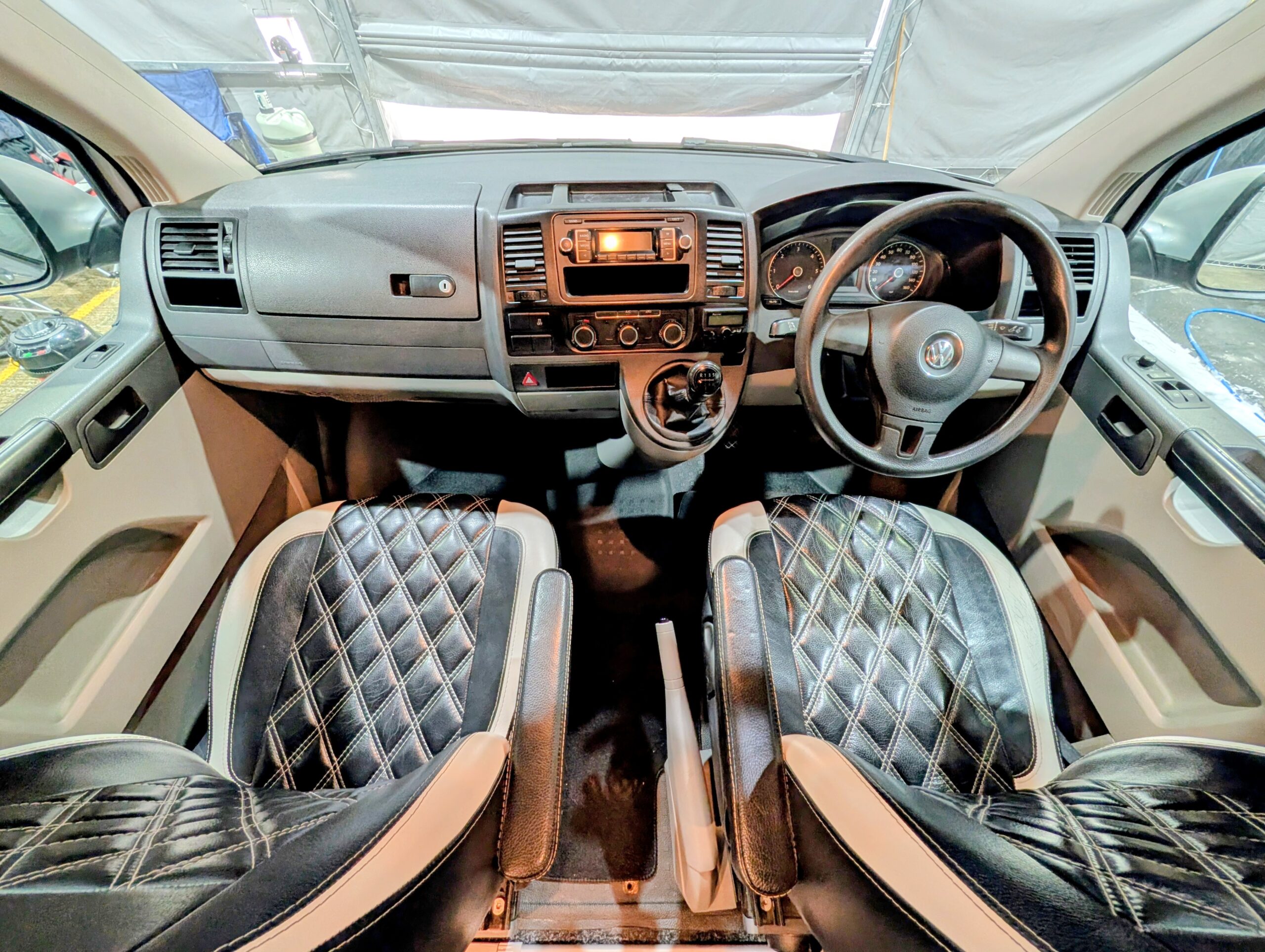 
								Volkswagen Campervan Long Wheel Base Conversion full									