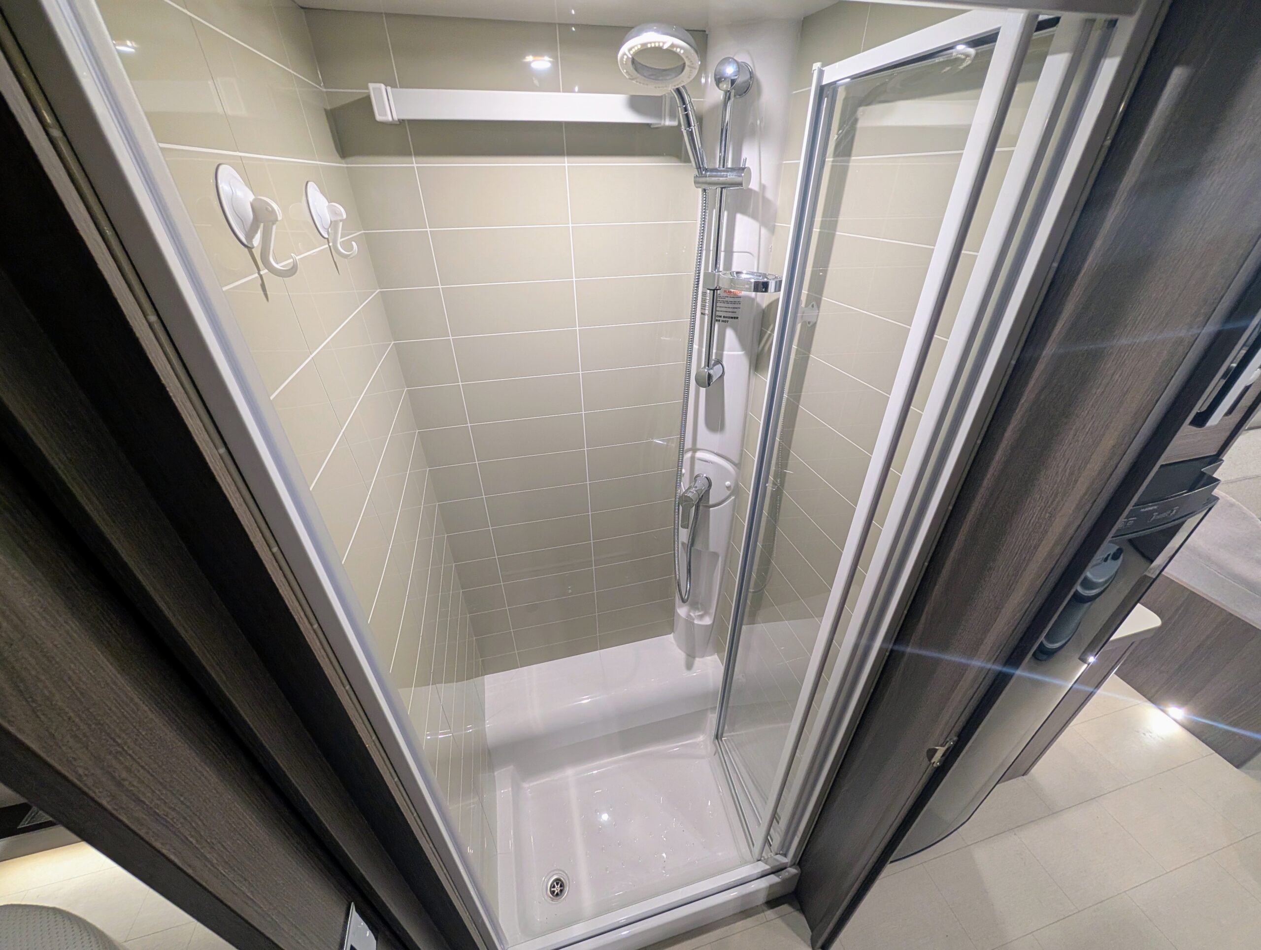 
								Buccaneer Barracuda full									