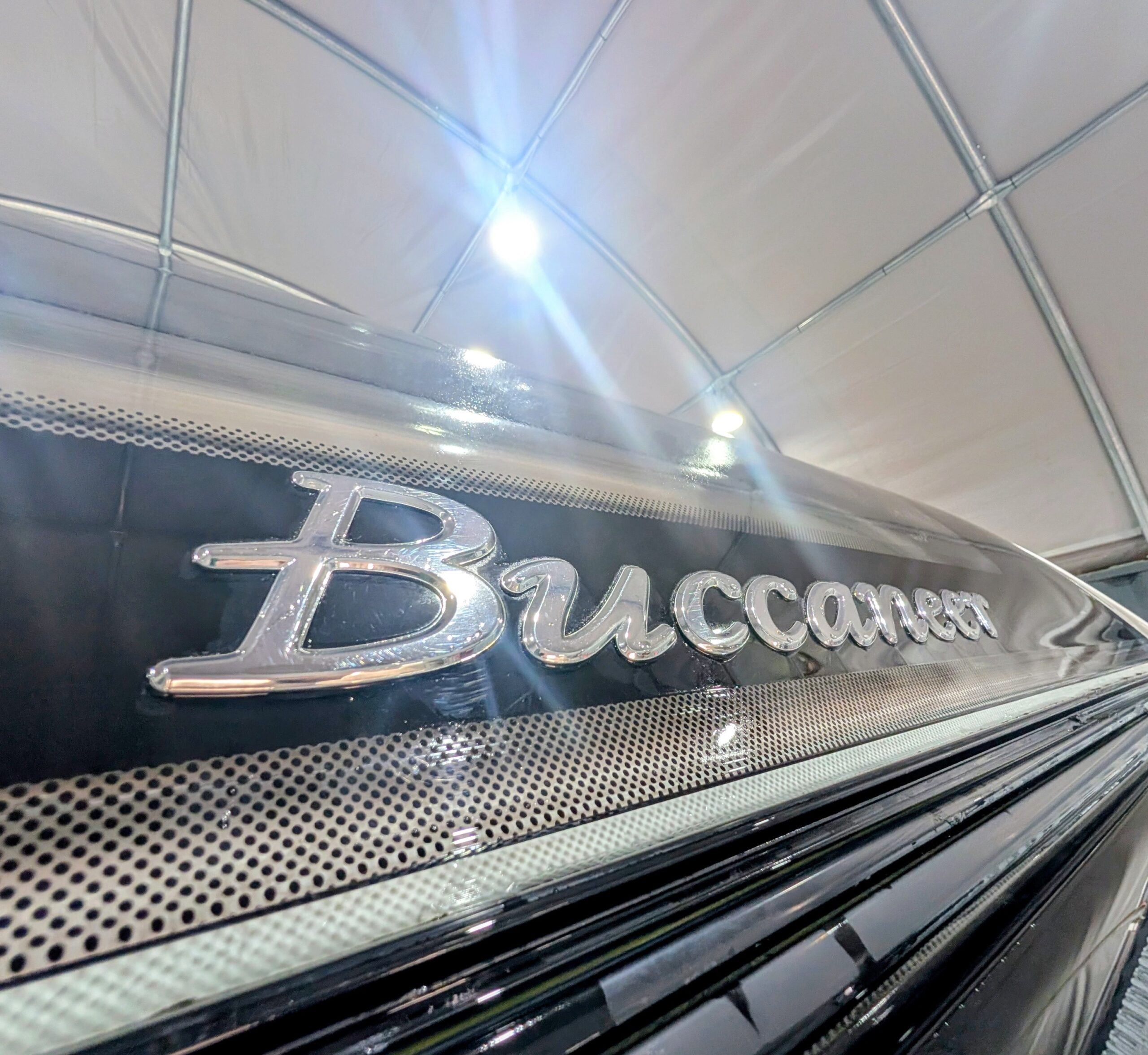 
								Buccaneer Barracuda full									