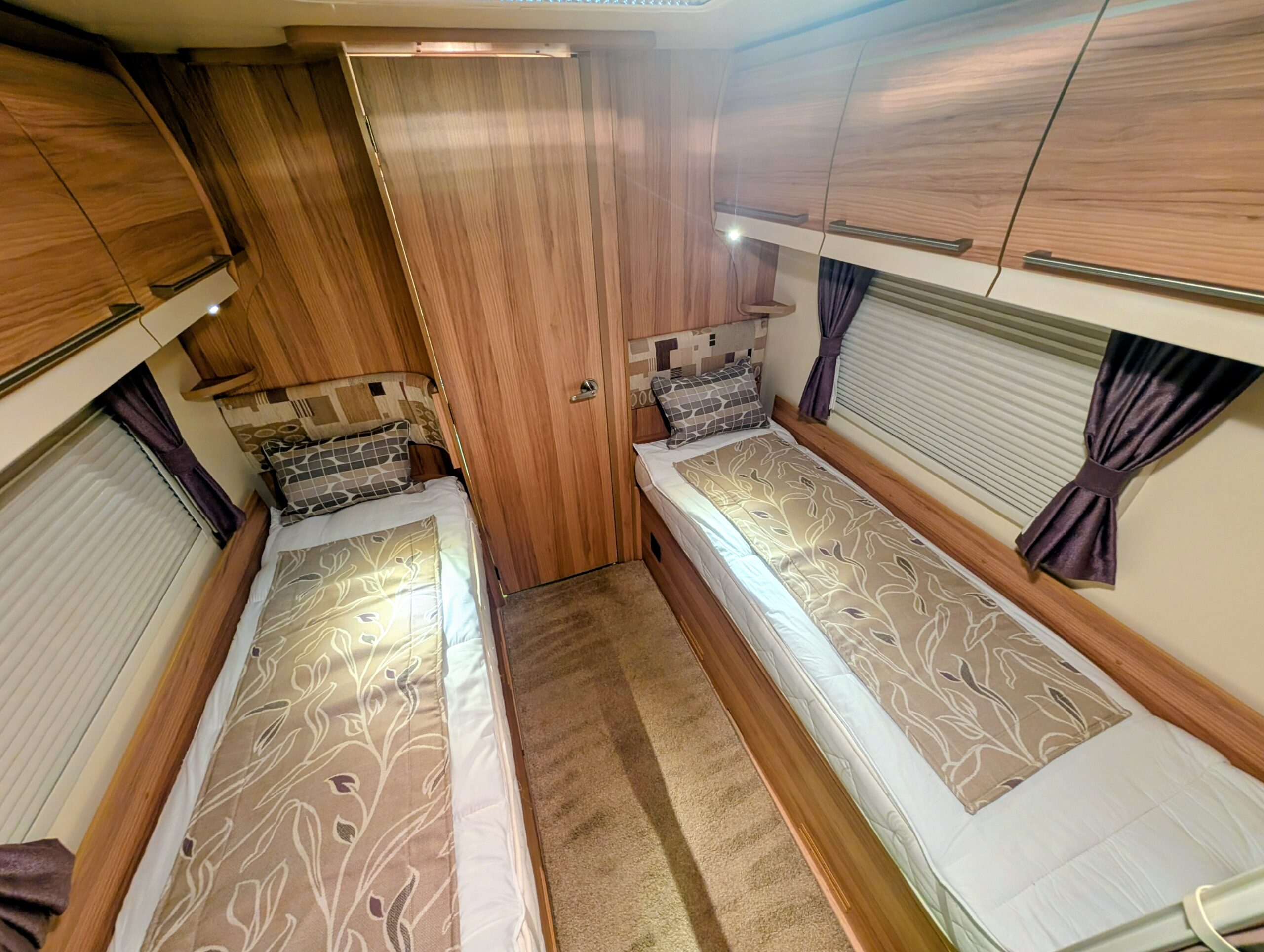 
								Bailey Unicorn Cordoba full									