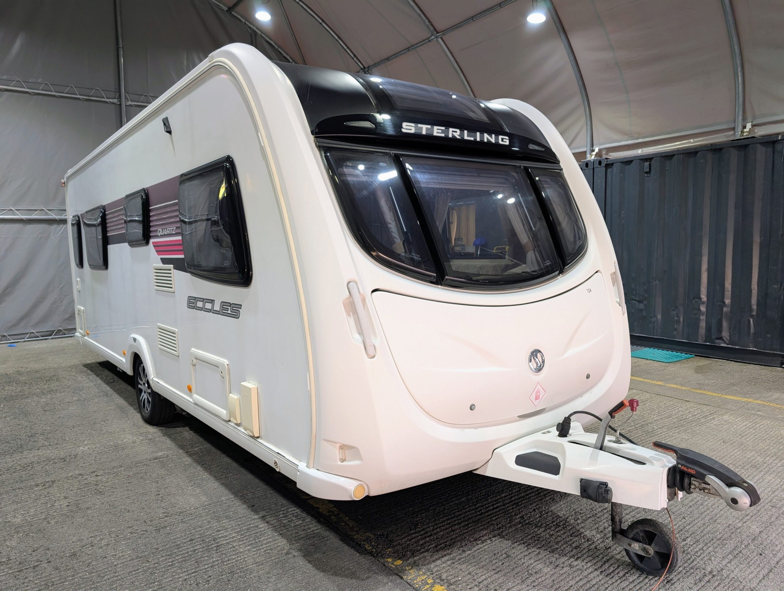 
								Sterling Eccles Quartz full									