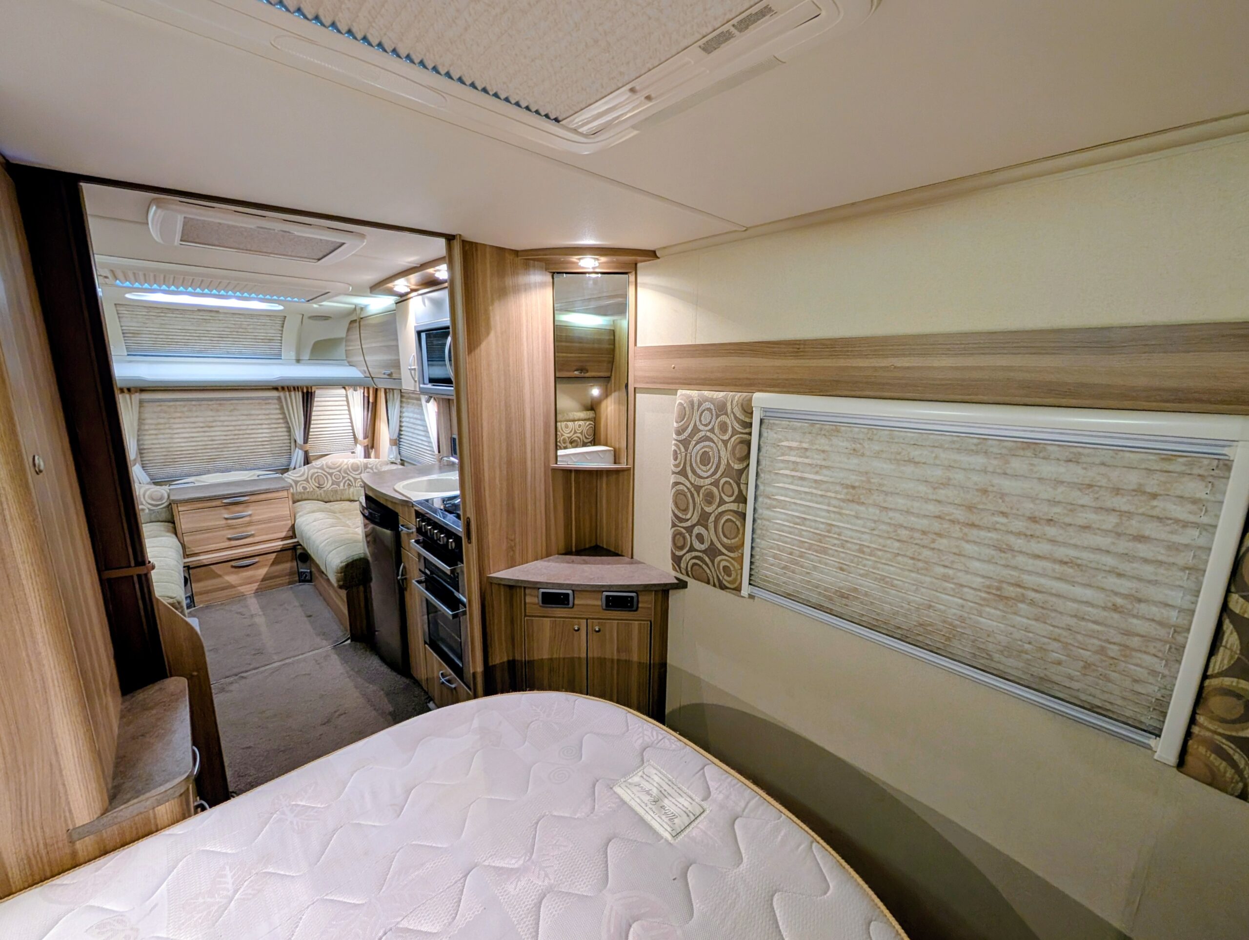 
								Sterling Eccles Quartz full									