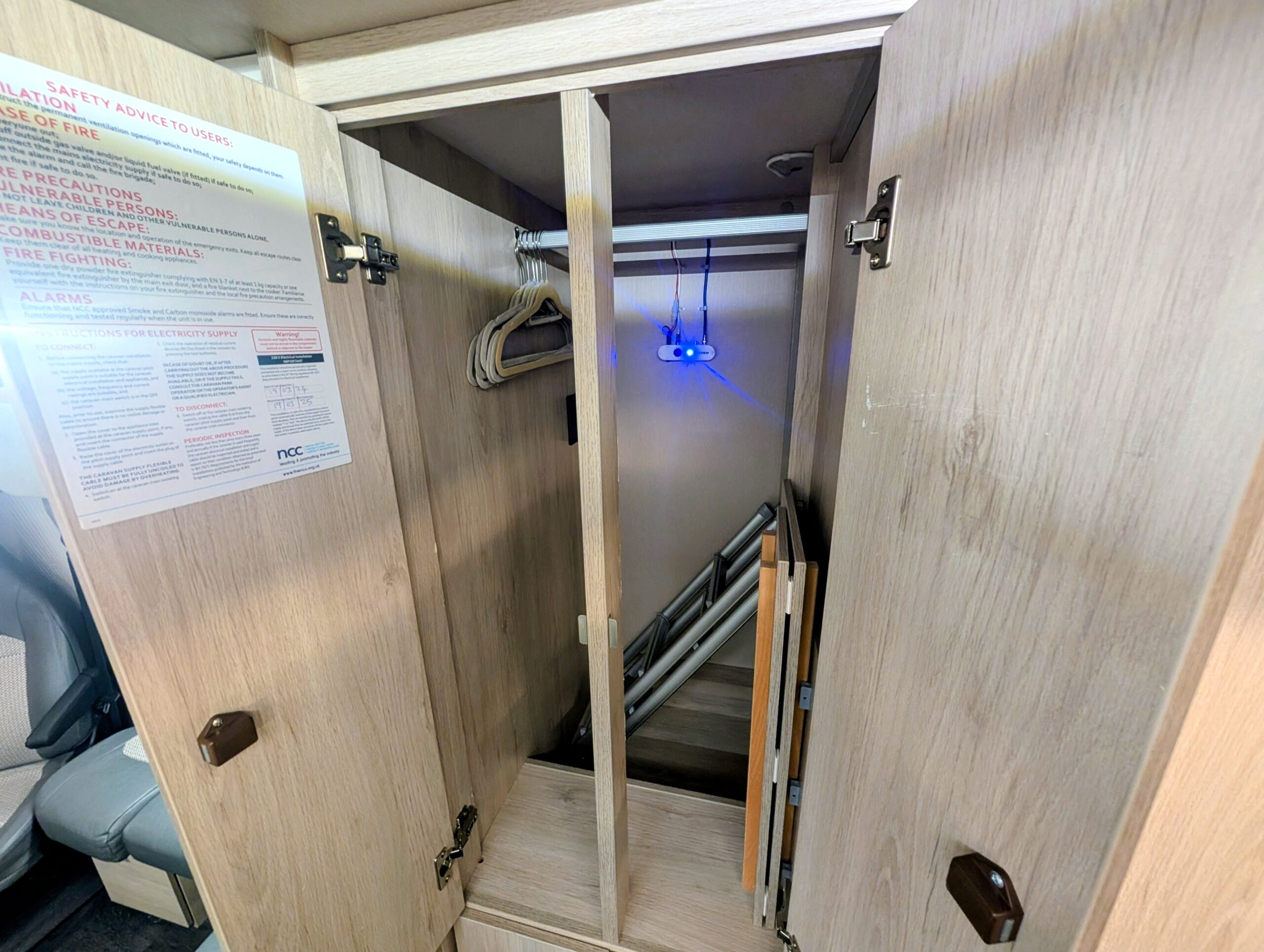 
								Auto Trail F-62 full									
