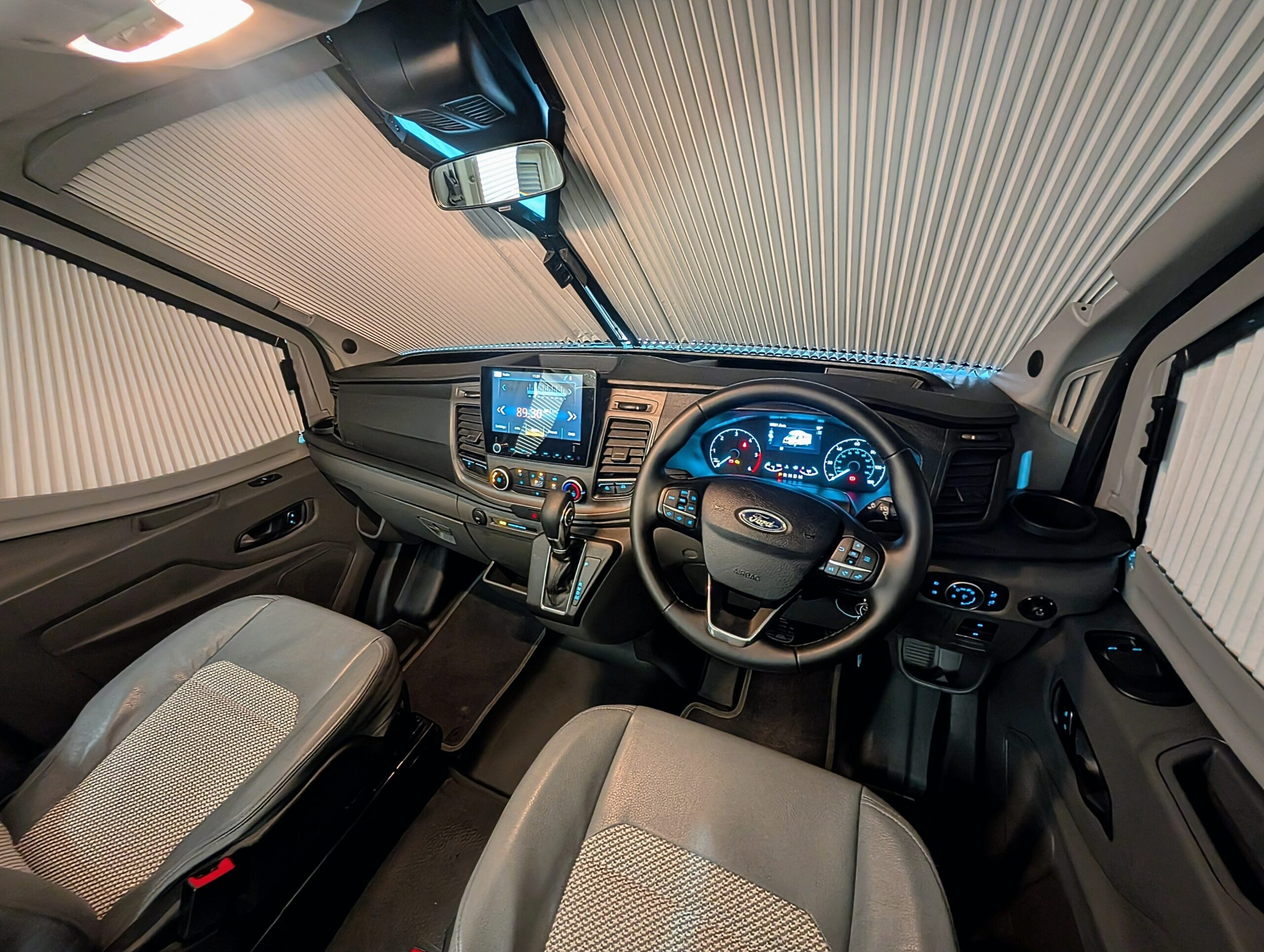 
								Auto Trail F-62 full									