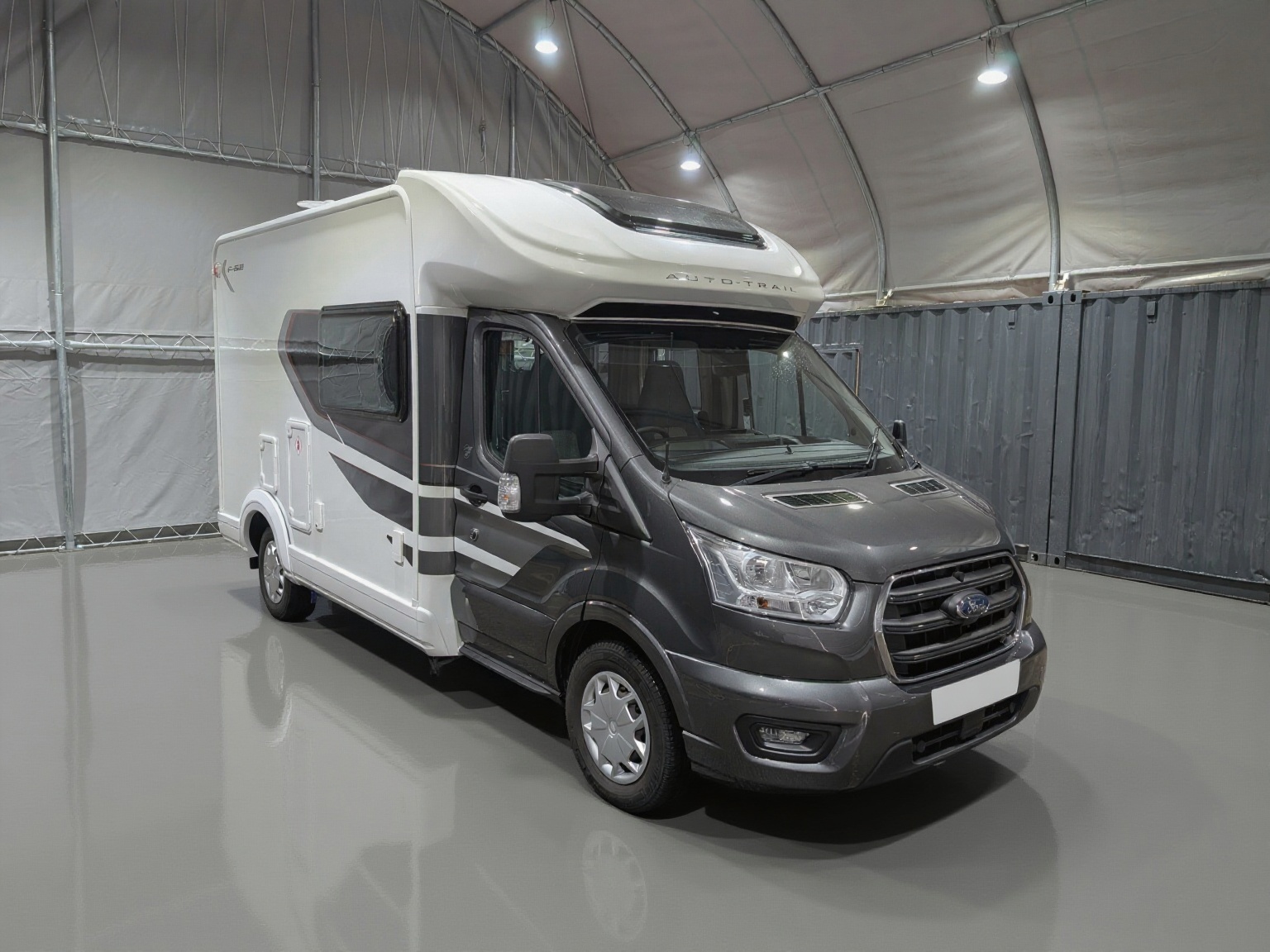 
								Auto Trail F-62 full									