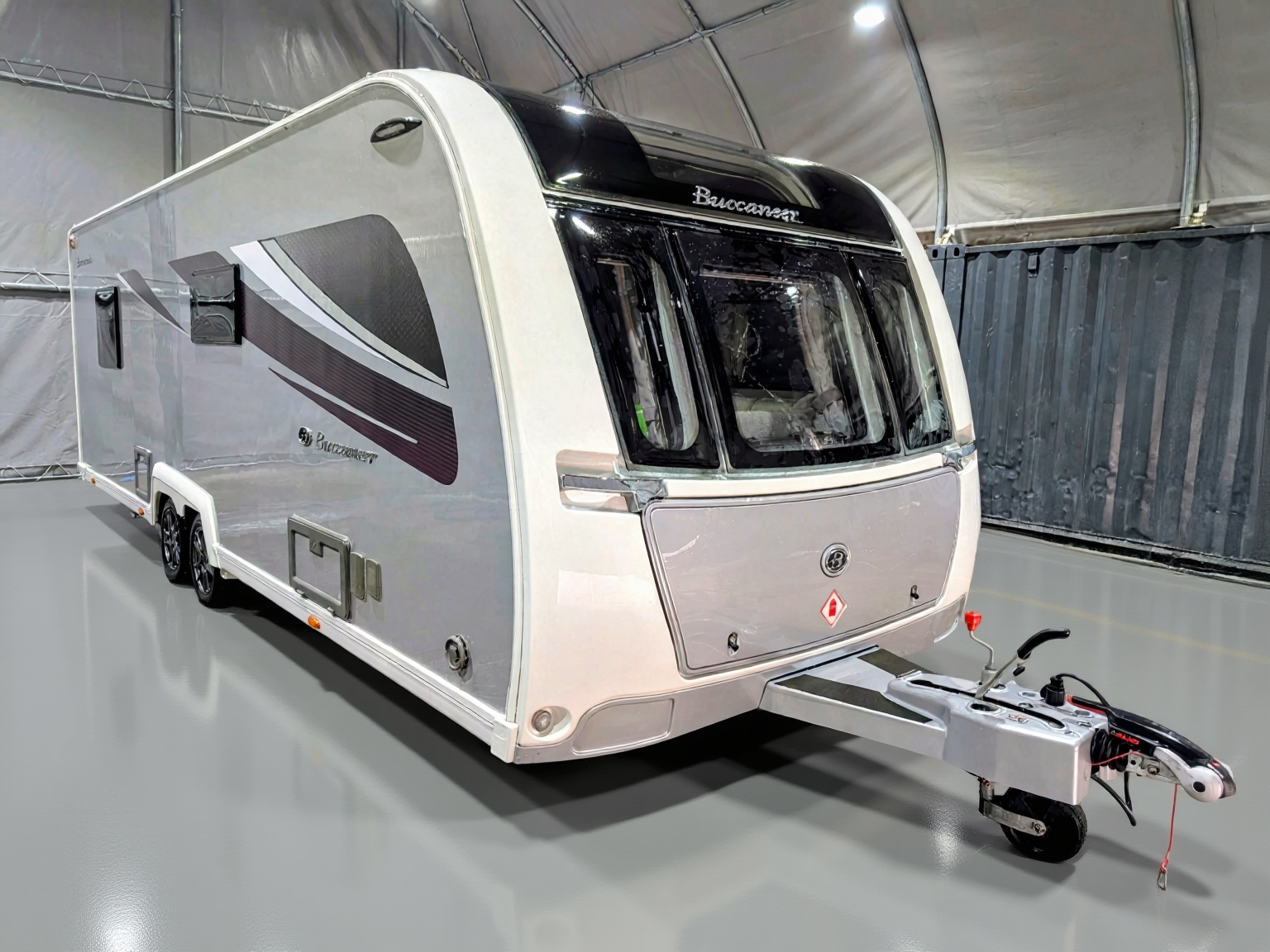 
								Buccaneer Barracuda full									