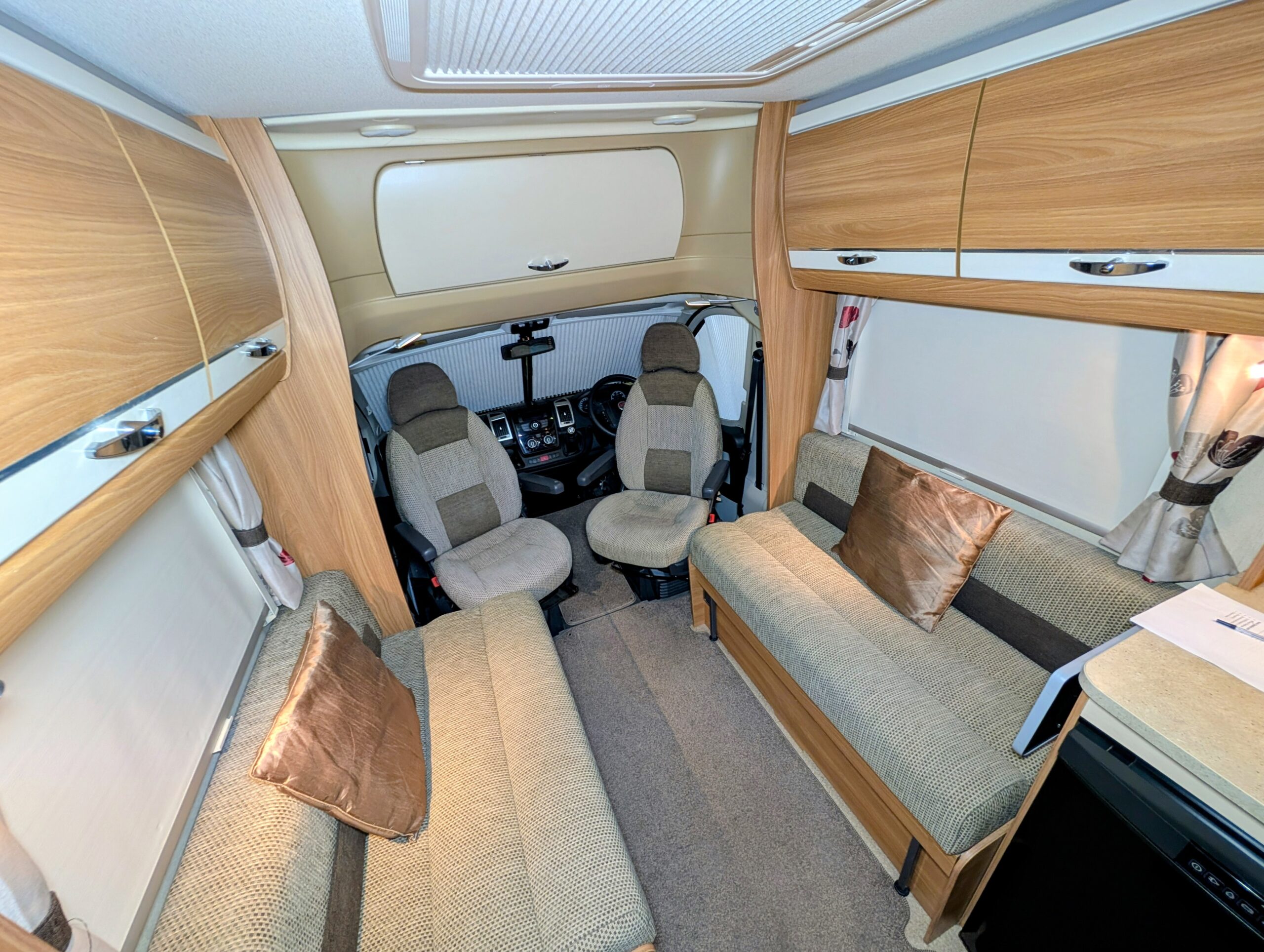 
								Swift Sundance 622FB full									