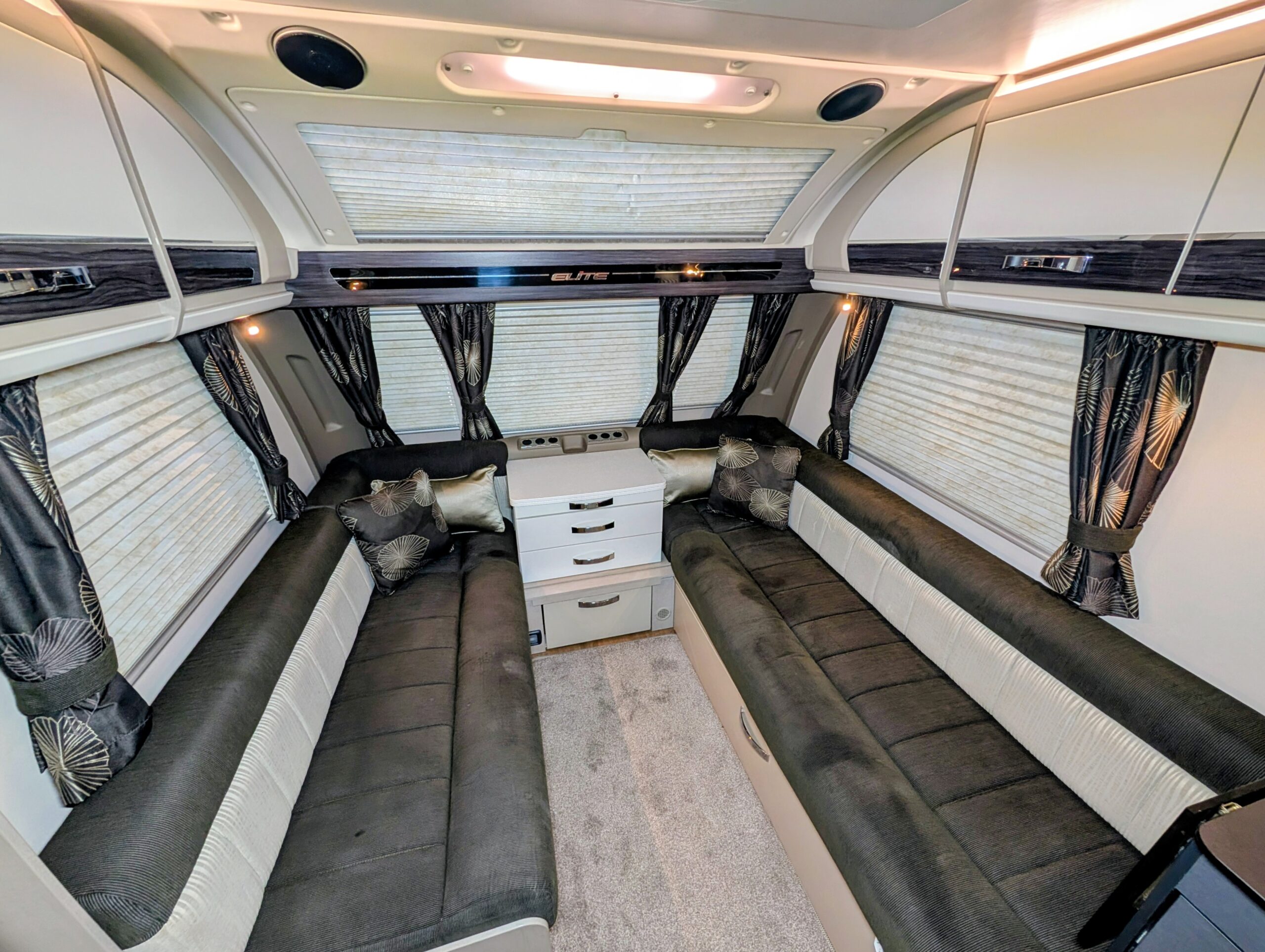 
								Sterling Elite 650 full									