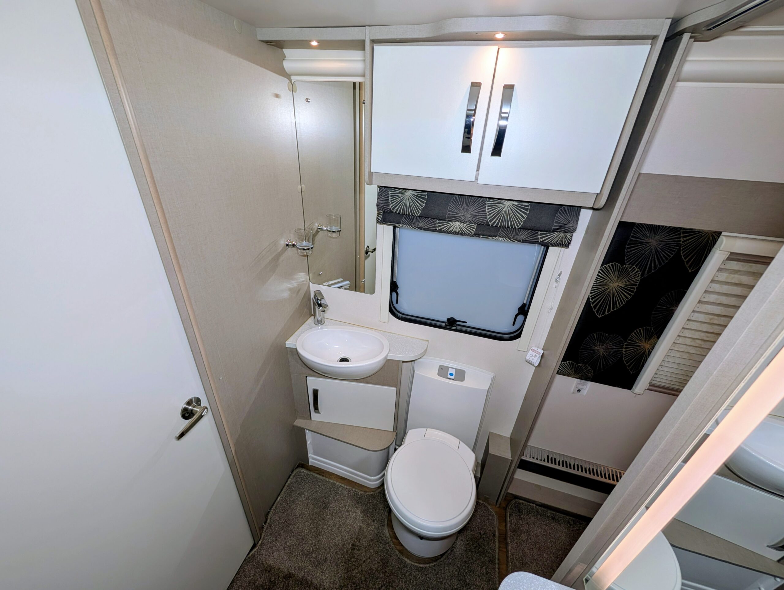 
								Sterling Elite 650 full									