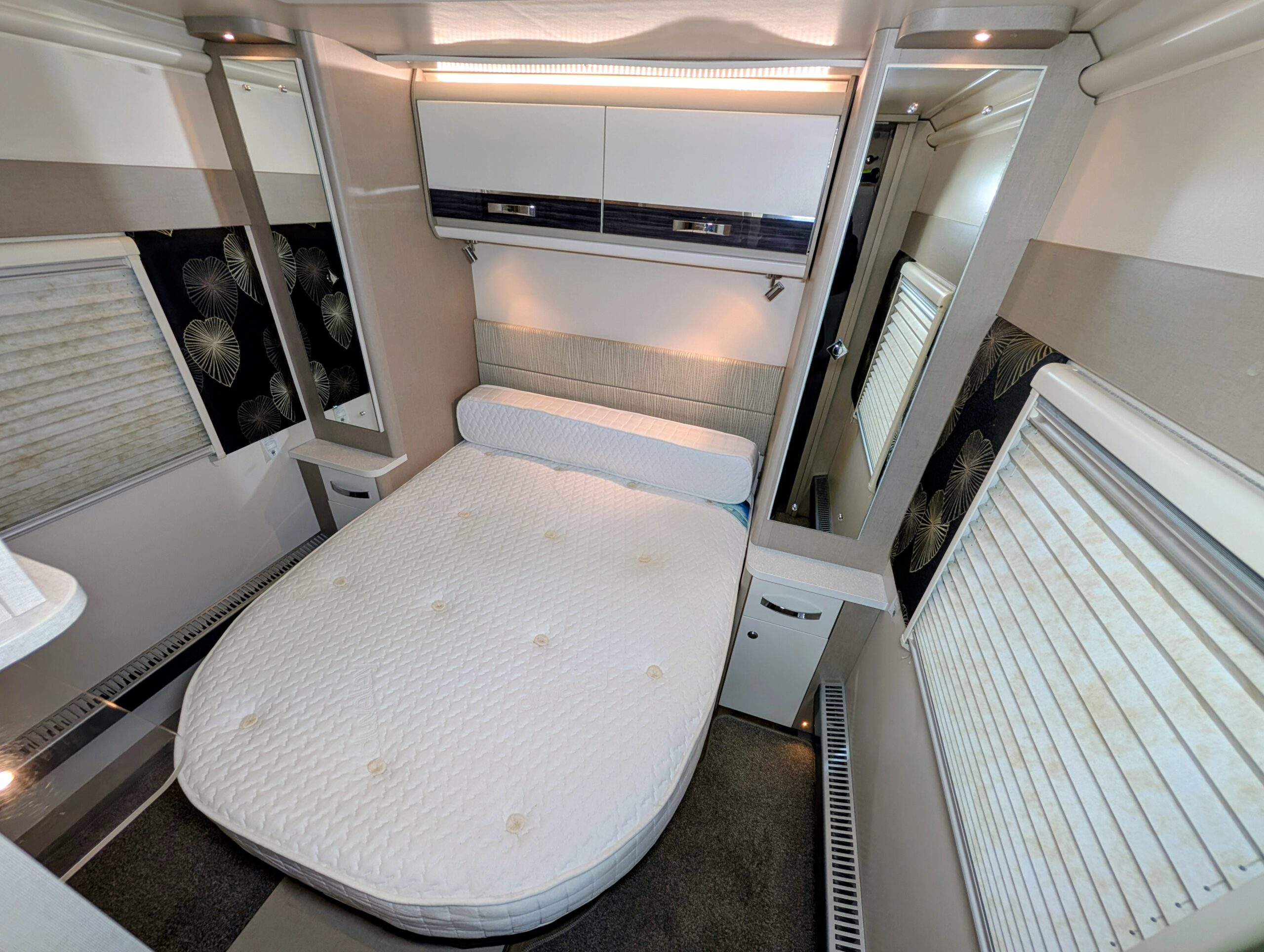 
								Sterling Elite 650 full									