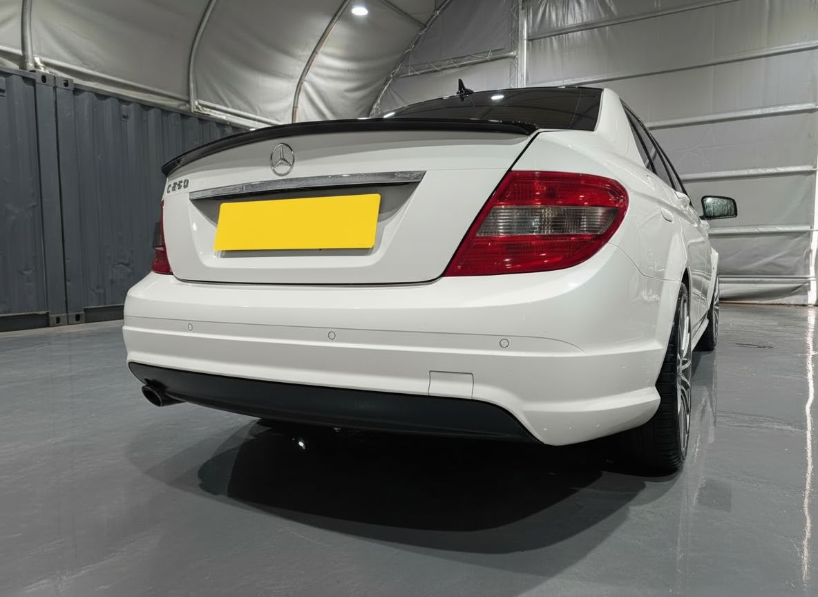 
								Mercedes-Benz C C250 CGI Blueefficiency Sport full									