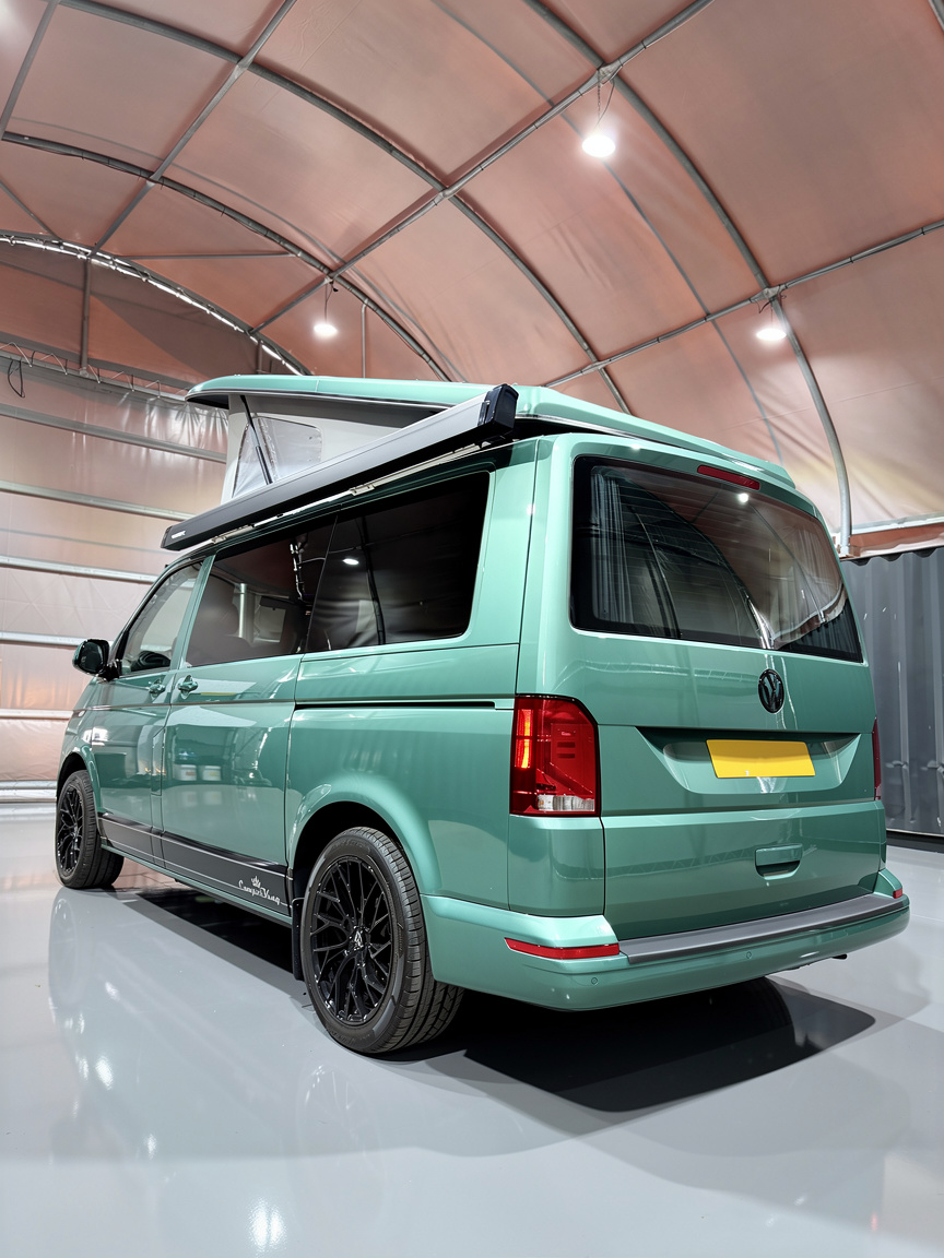 
								Volkswagen Camper King St Tropez Campervan full									